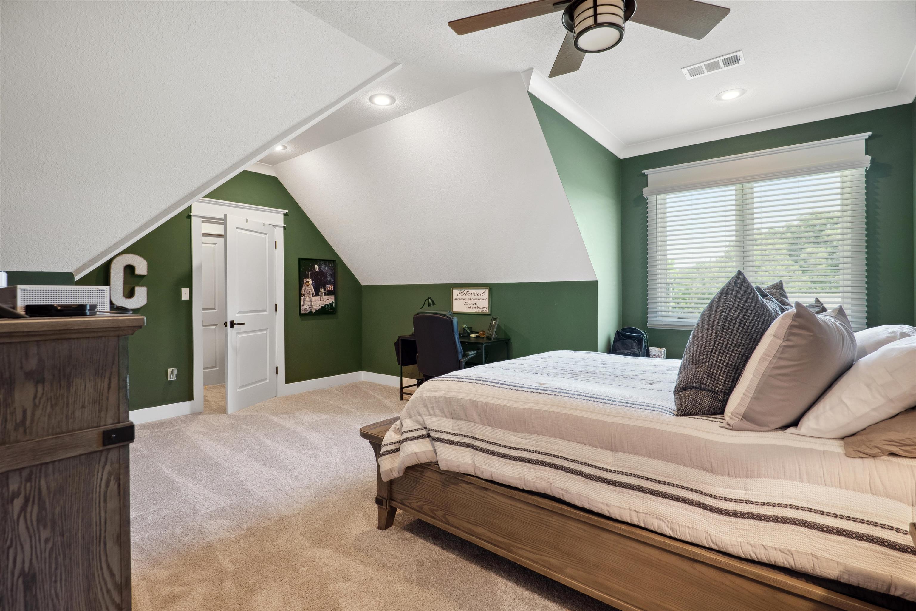 SLOAN LAKE ESTATES - Residential