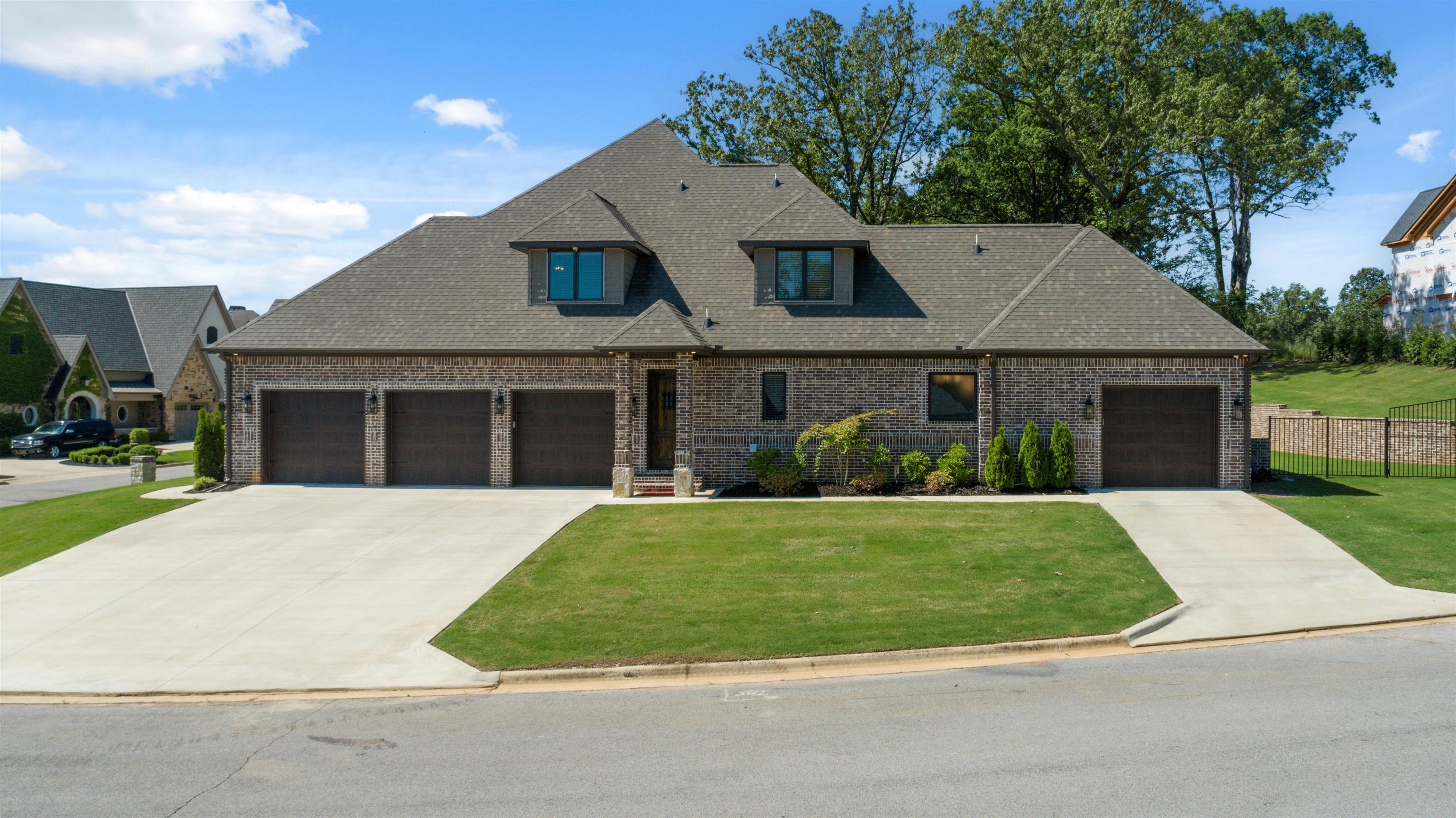 SLOAN LAKE ESTATES - Residential