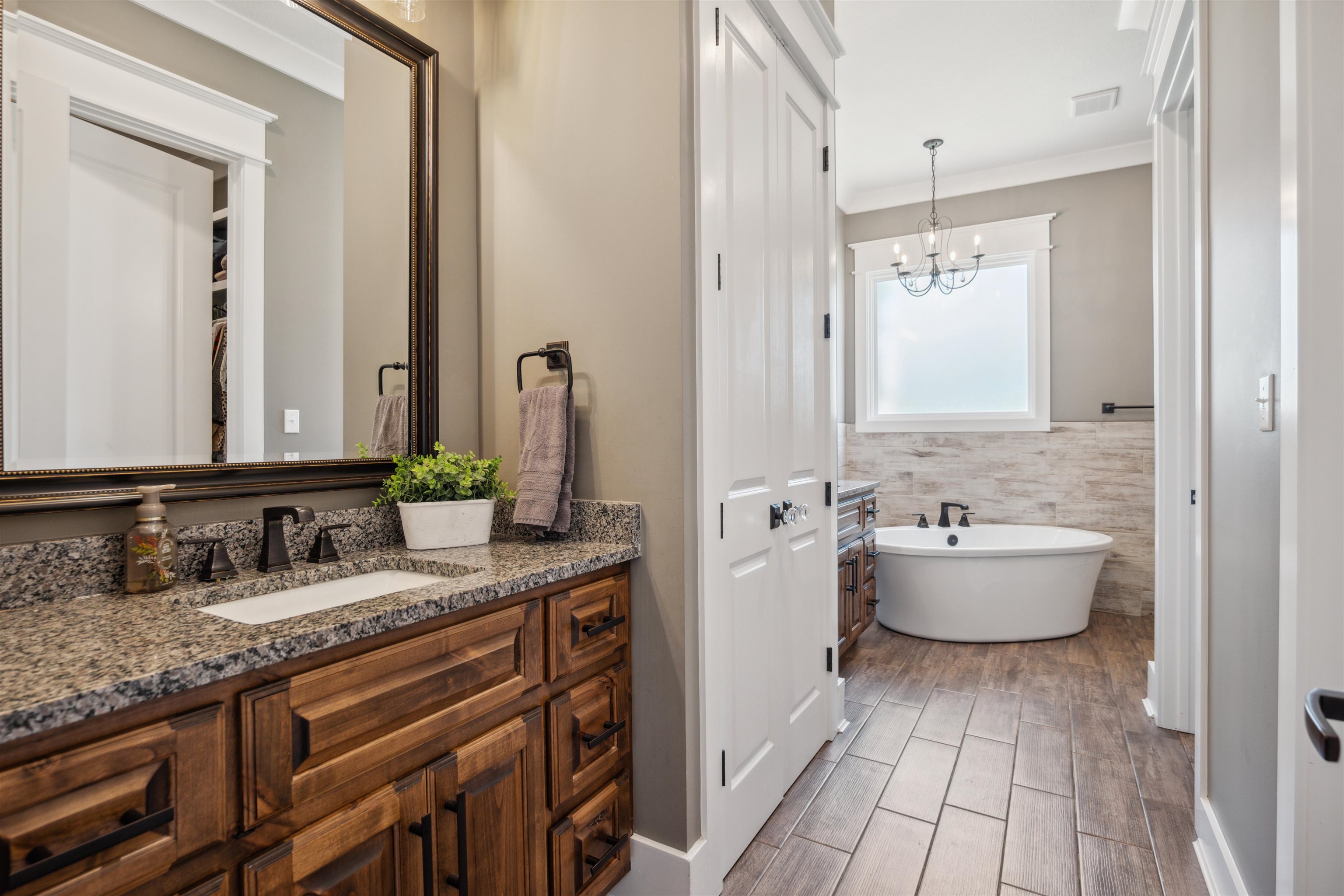SLOAN LAKE ESTATES - Residential
