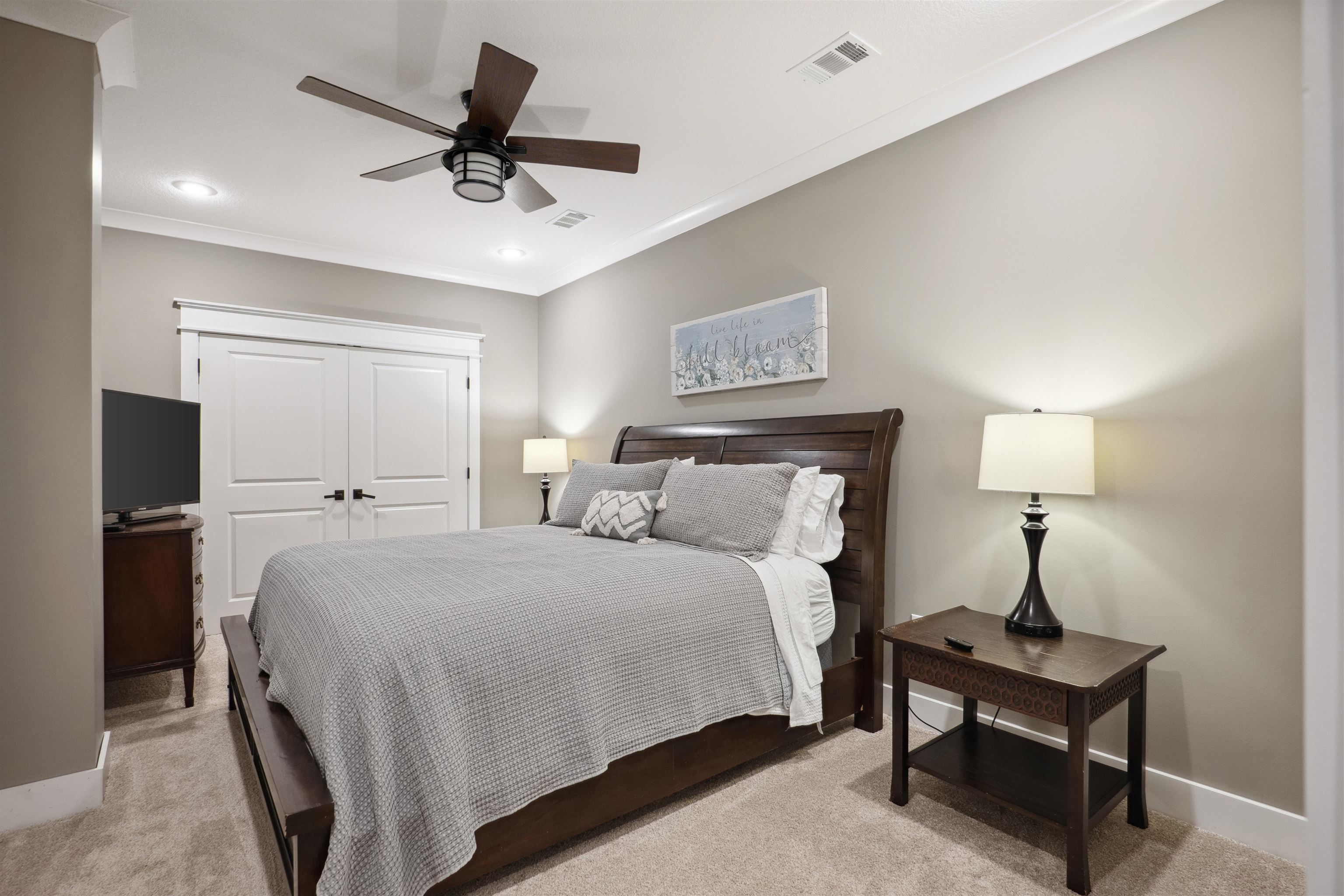 SLOAN LAKE ESTATES - Residential