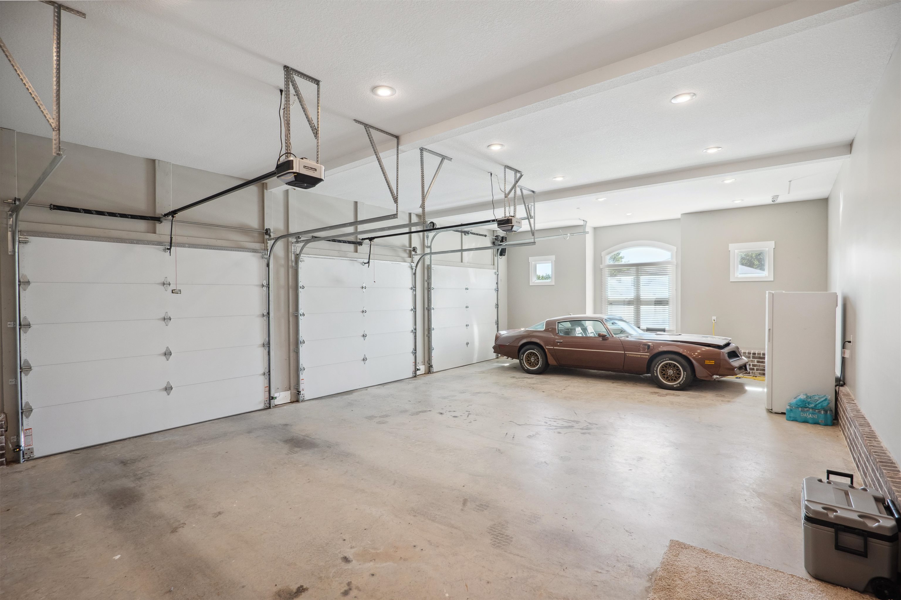 SLOAN LAKE ESTATES - Residential
