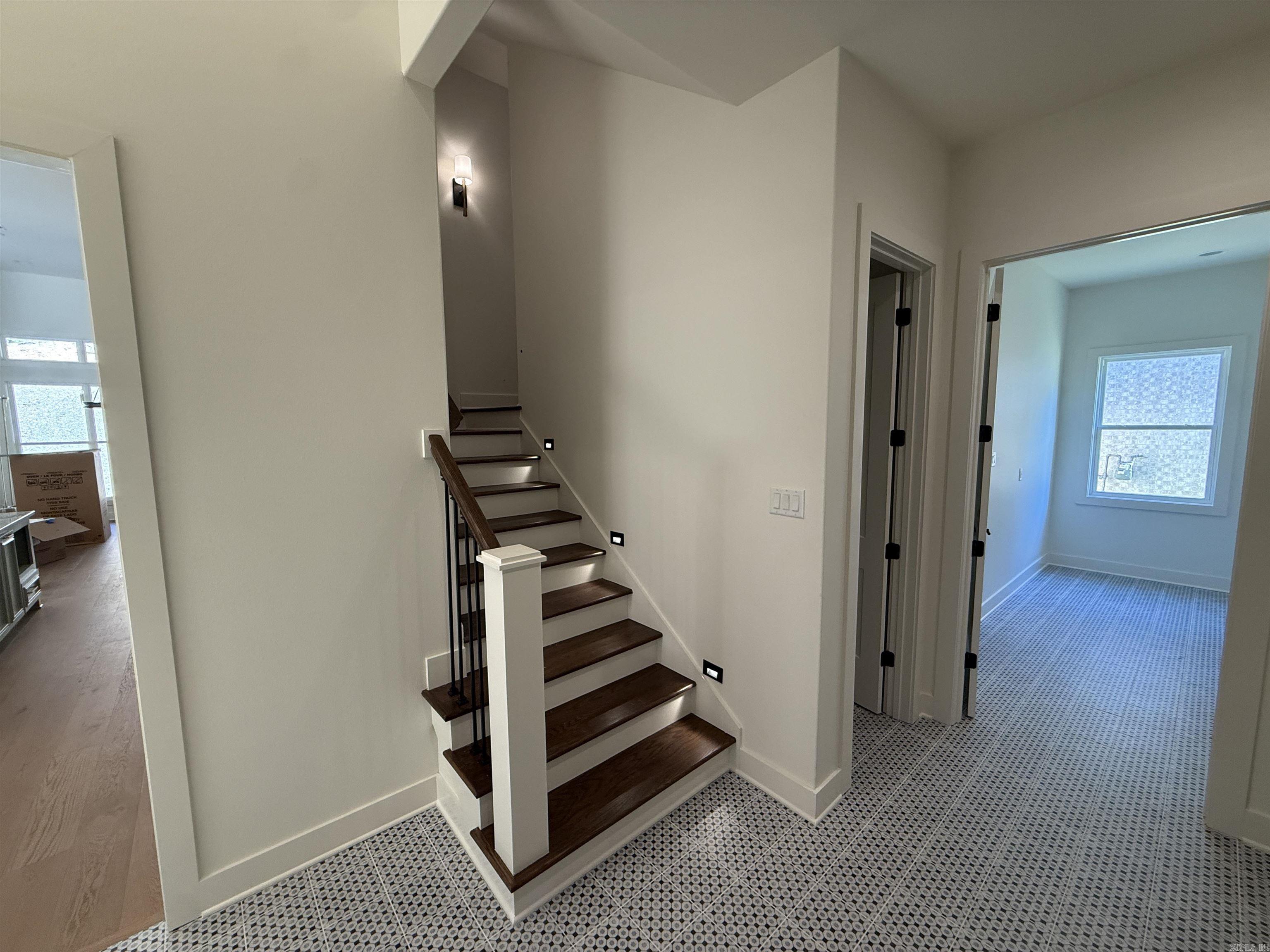 CHENAL VALLEY ABINGTON COURT - Residential