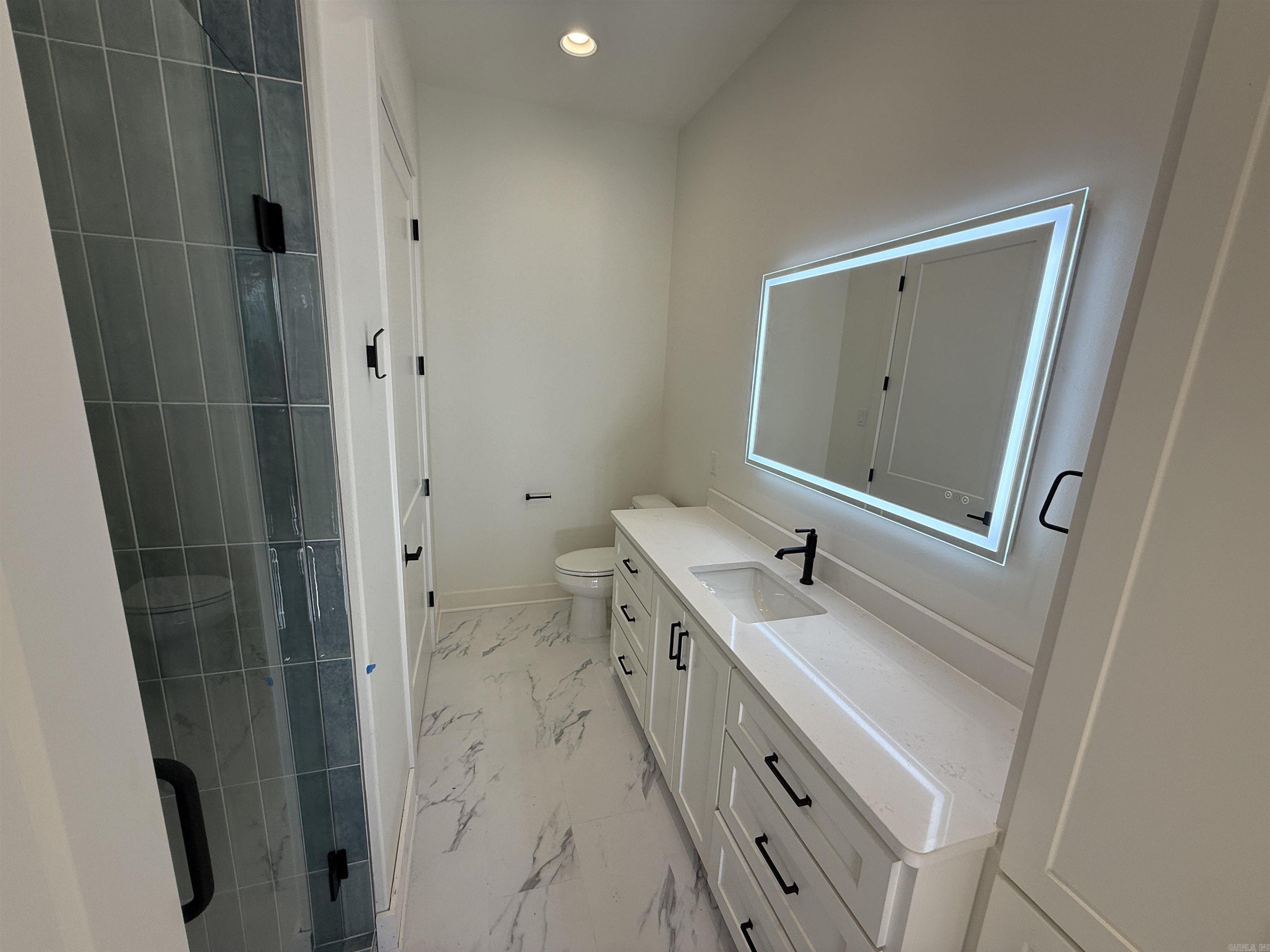 CHENAL VALLEY ABINGTON COURT - Residential