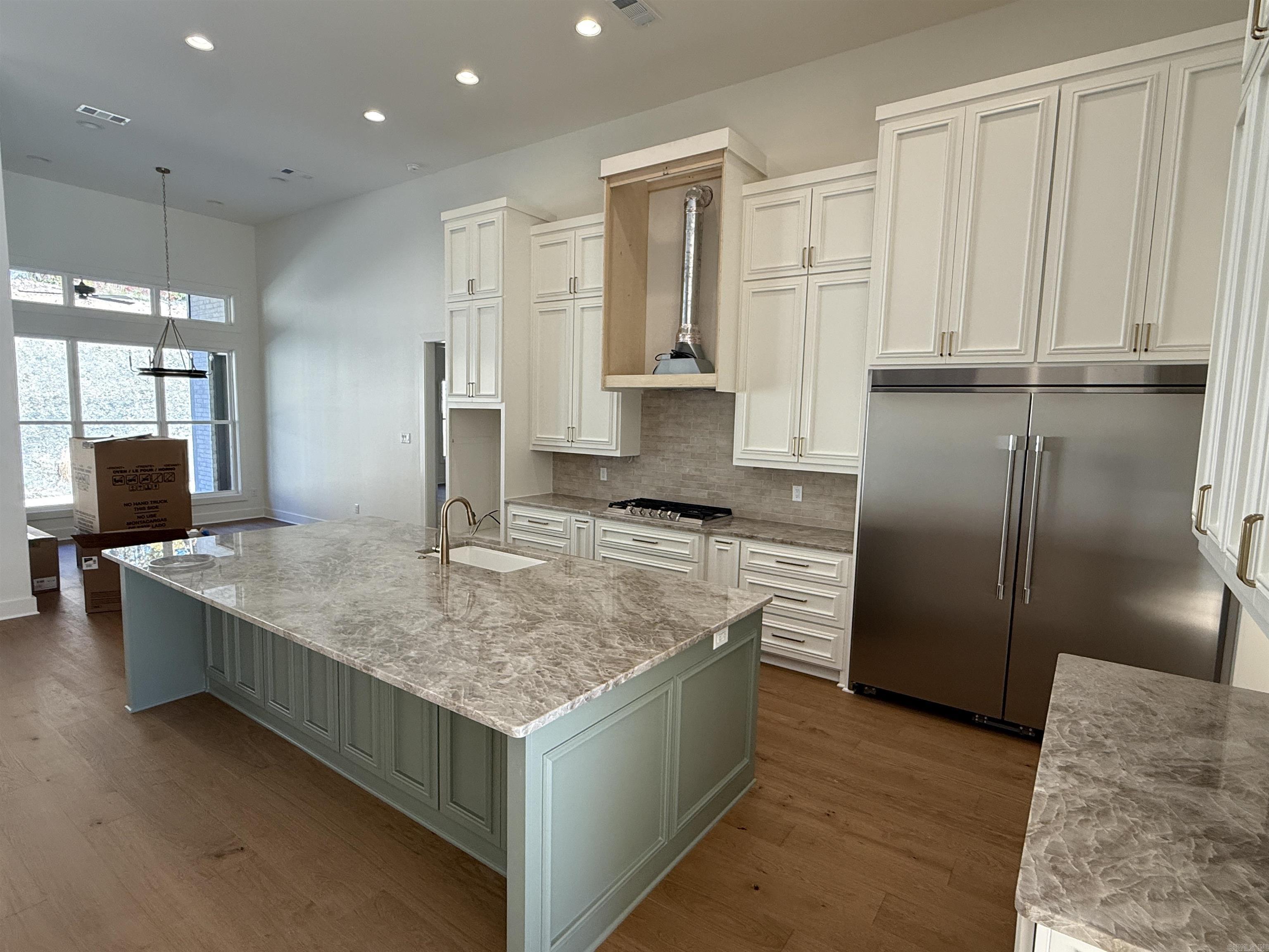 CHENAL VALLEY ABINGTON COURT - Residential