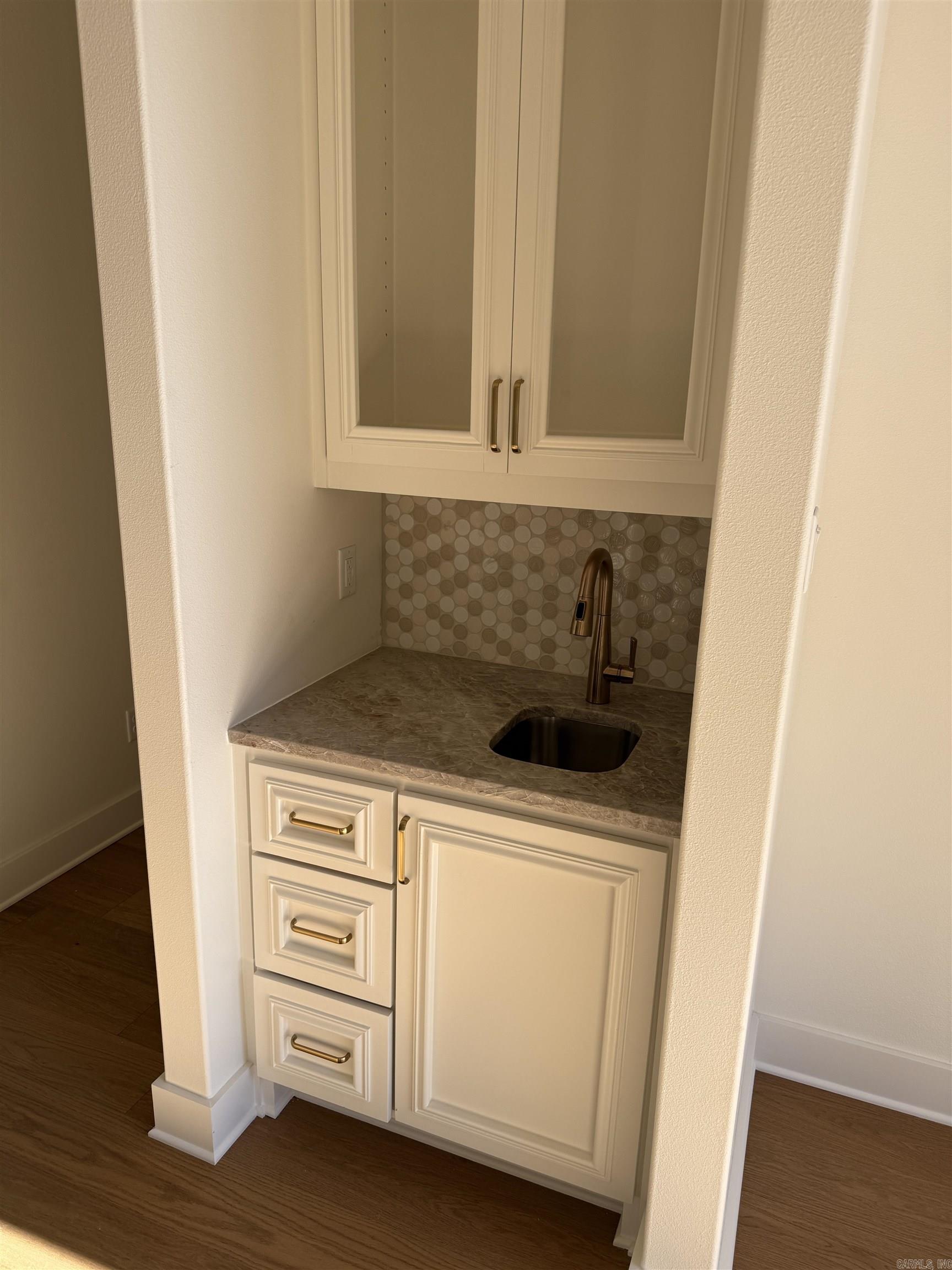 CHENAL VALLEY ABINGTON COURT - Residential