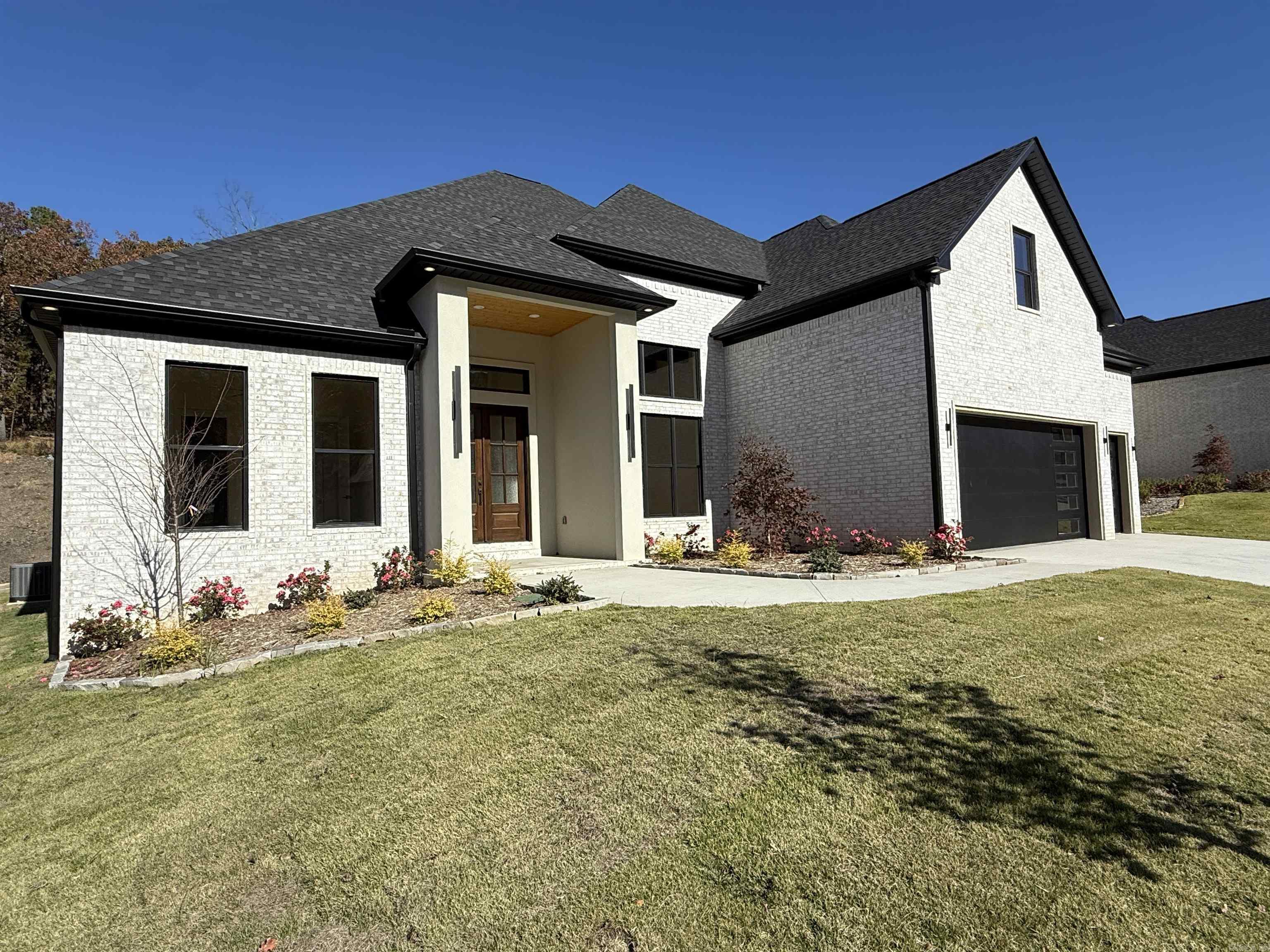 CHENAL VALLEY ABINGTON COURT - Residential