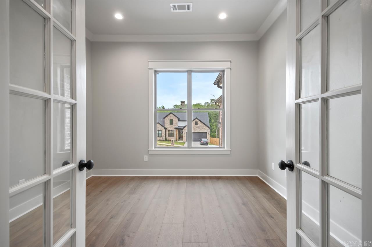 MILLERS GLENN - Residential