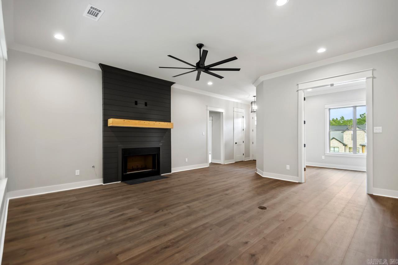 MILLERS GLENN - Residential