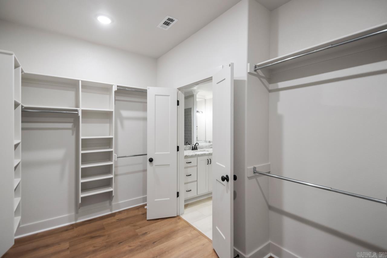 MILLERS GLENN - Residential