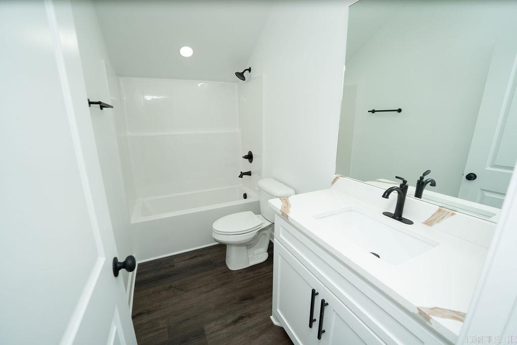 AGUA BLANCA VILLAGE - Residential