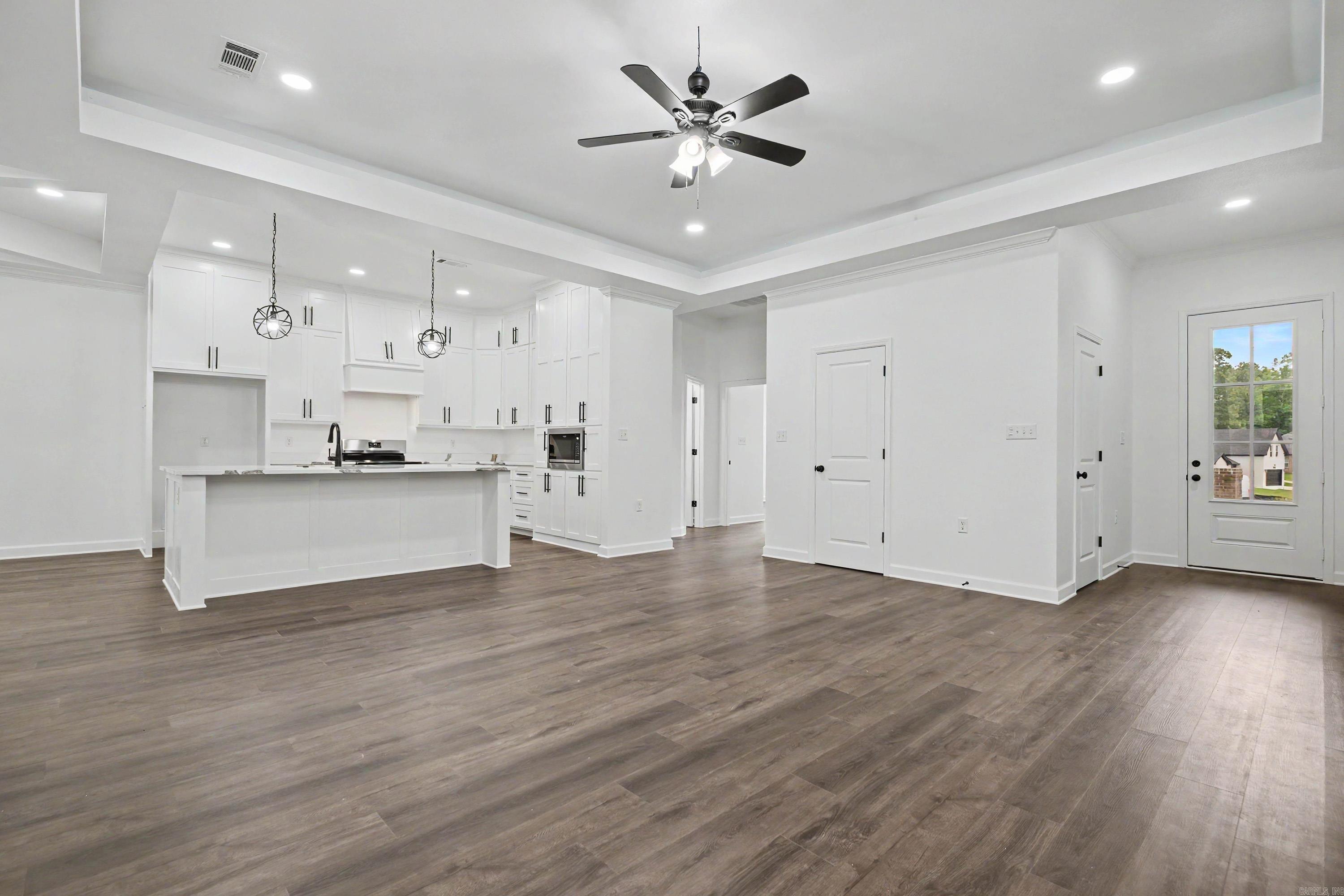 AGUA BLANCA VILLAGE - Residential