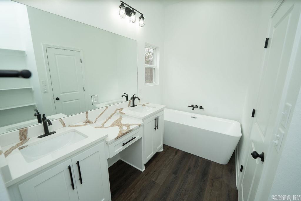 AGUA BLANCA VILLAGE - Residential