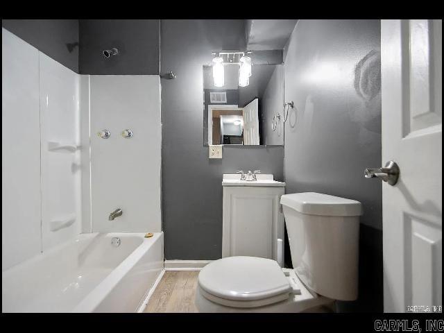 Landreth & Cox - Residential Lease