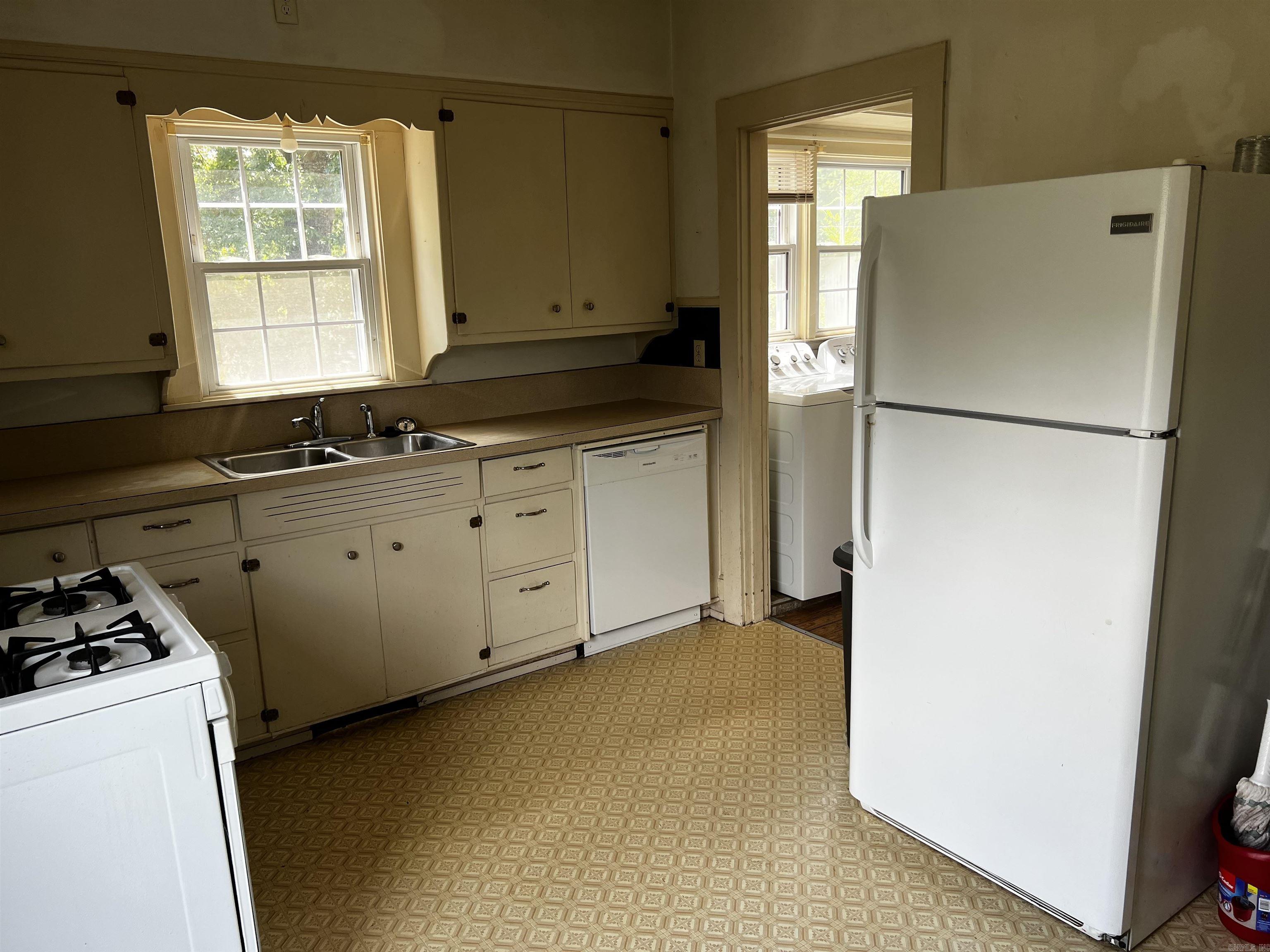 WEST ADDITION - Residential