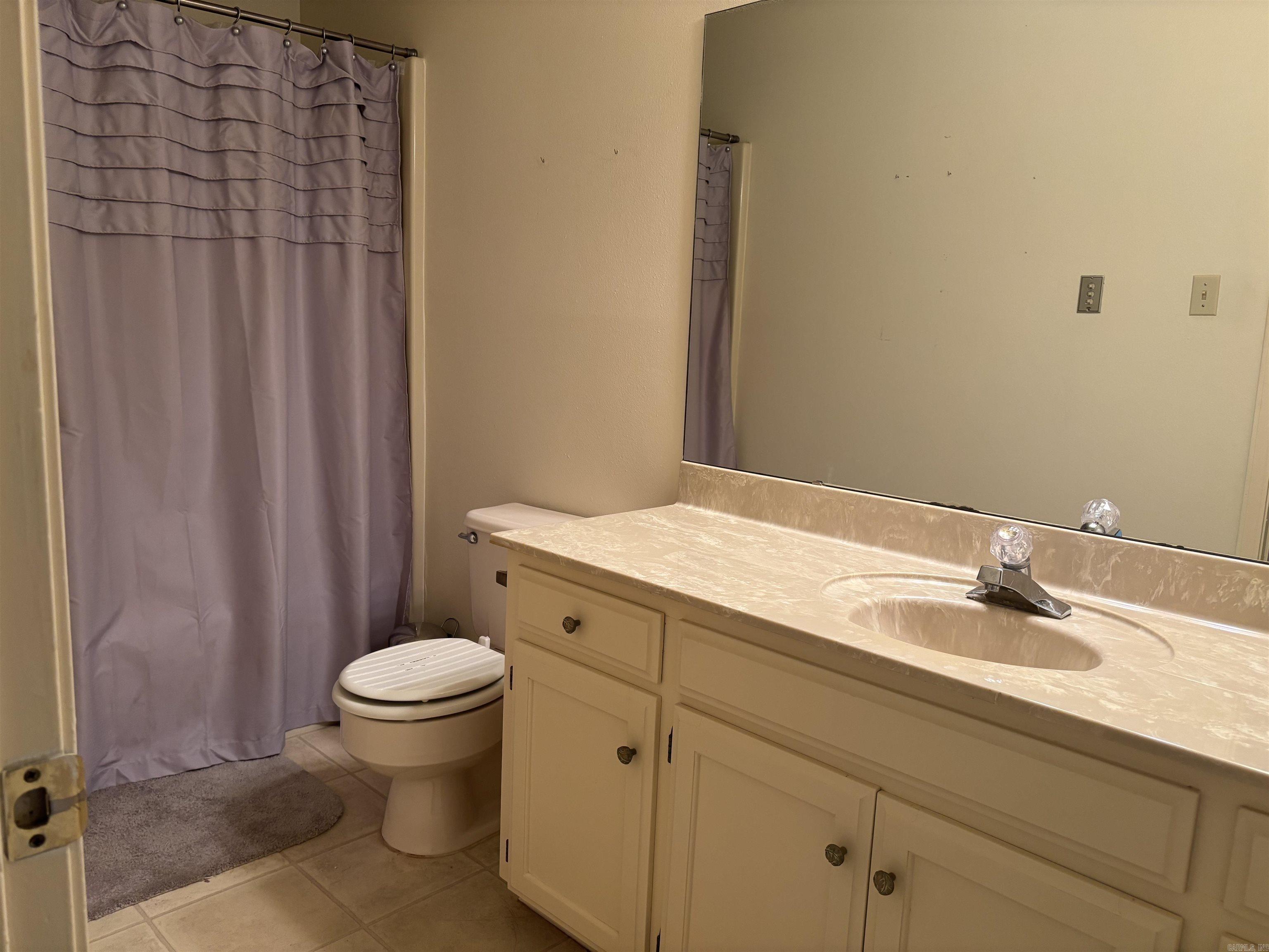 CEDAR CREST - Residential