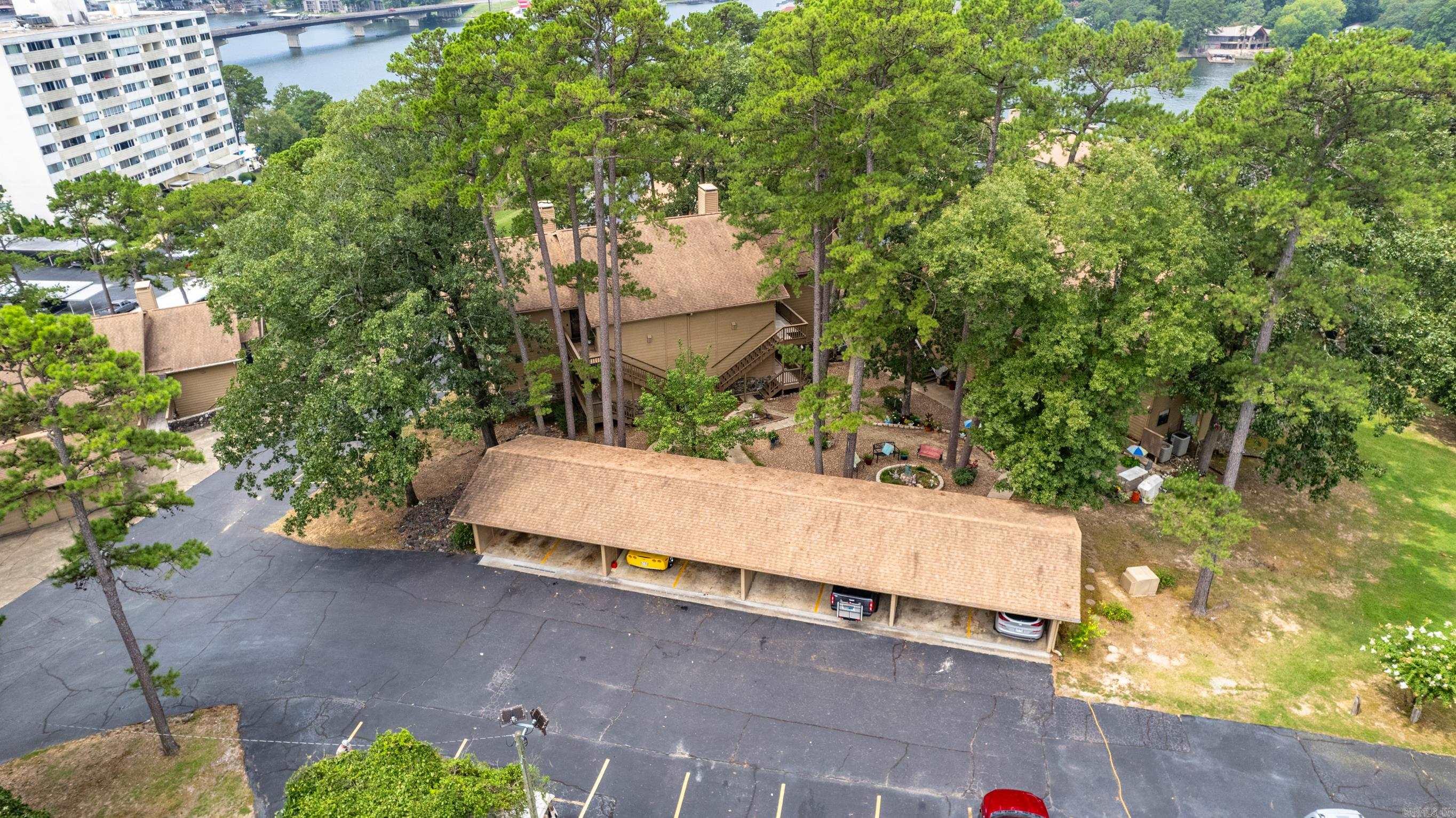 CEDAR CREST - Residential