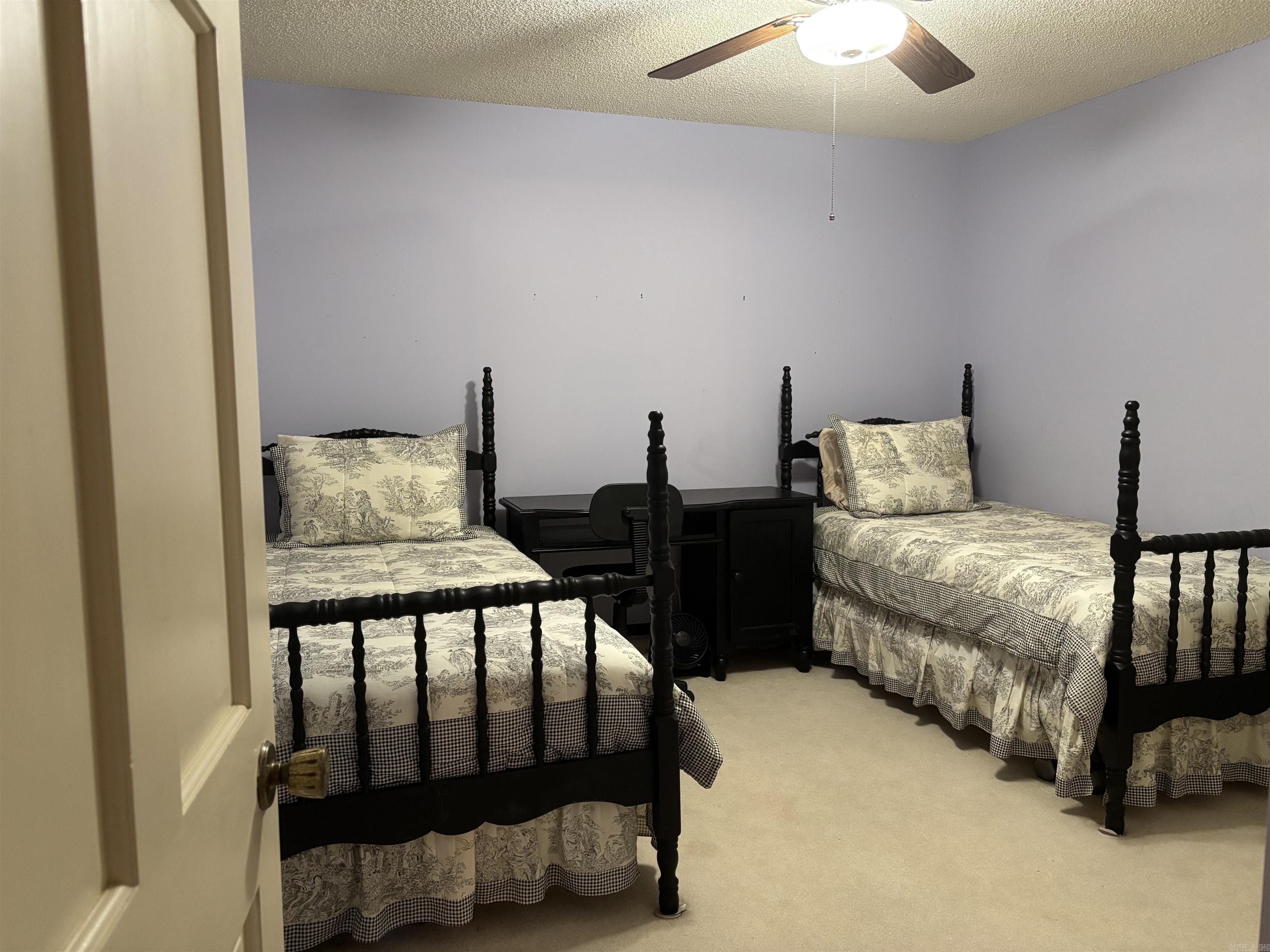 CEDAR CREST - Residential