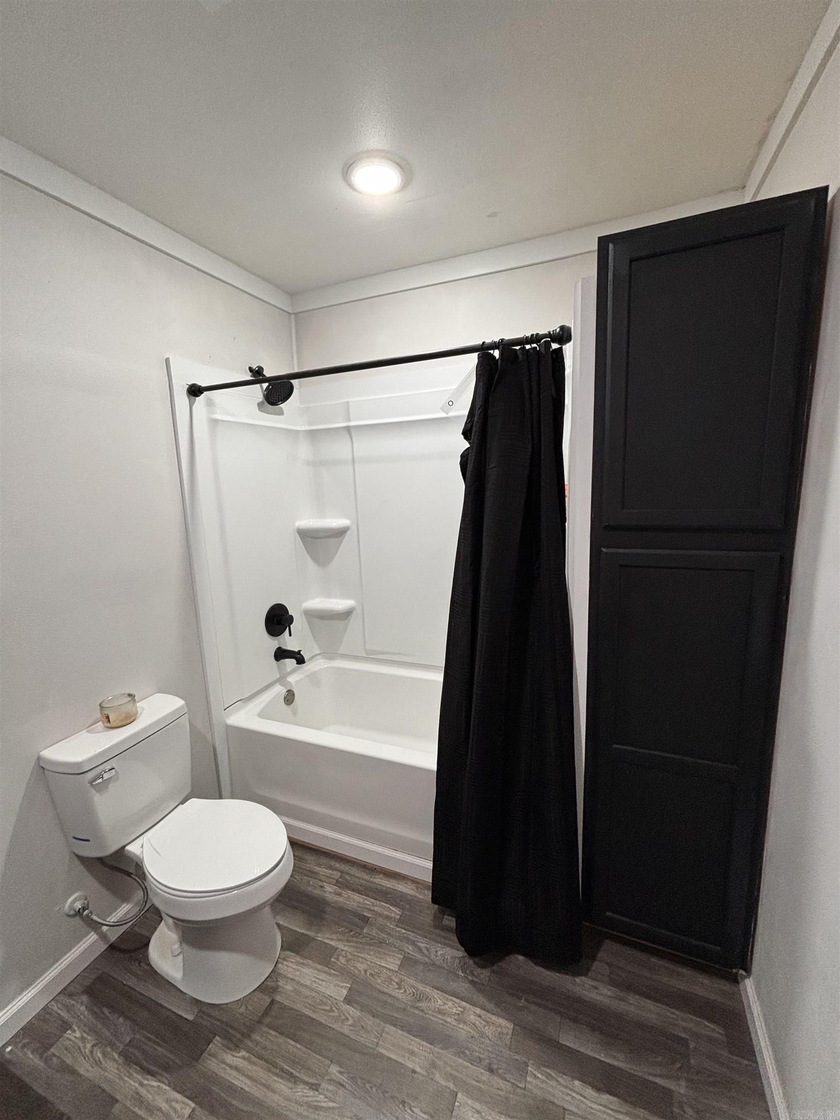 LITTLE BLAKELY - Residential