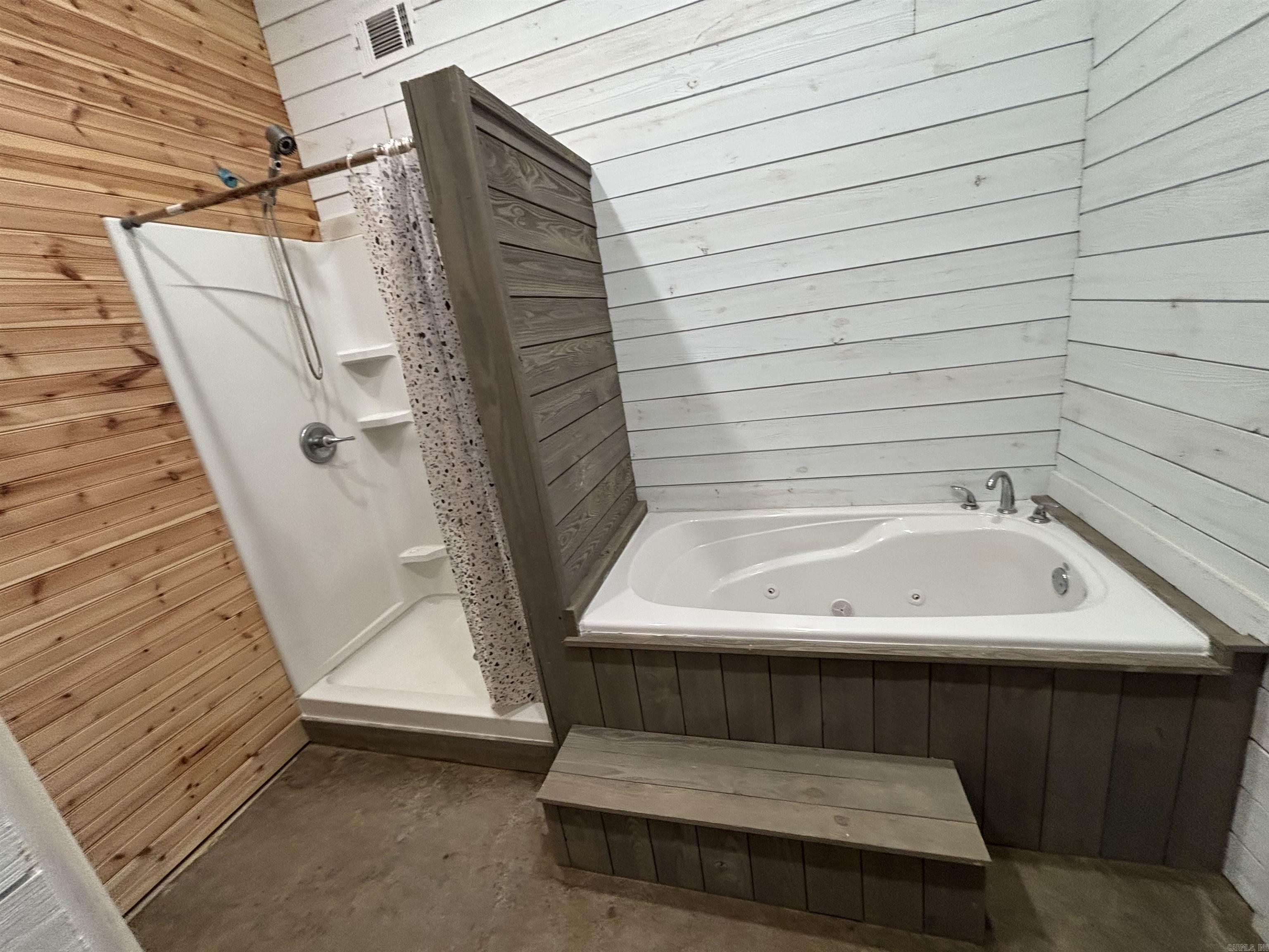 LITTLE BLAKELY - Residential