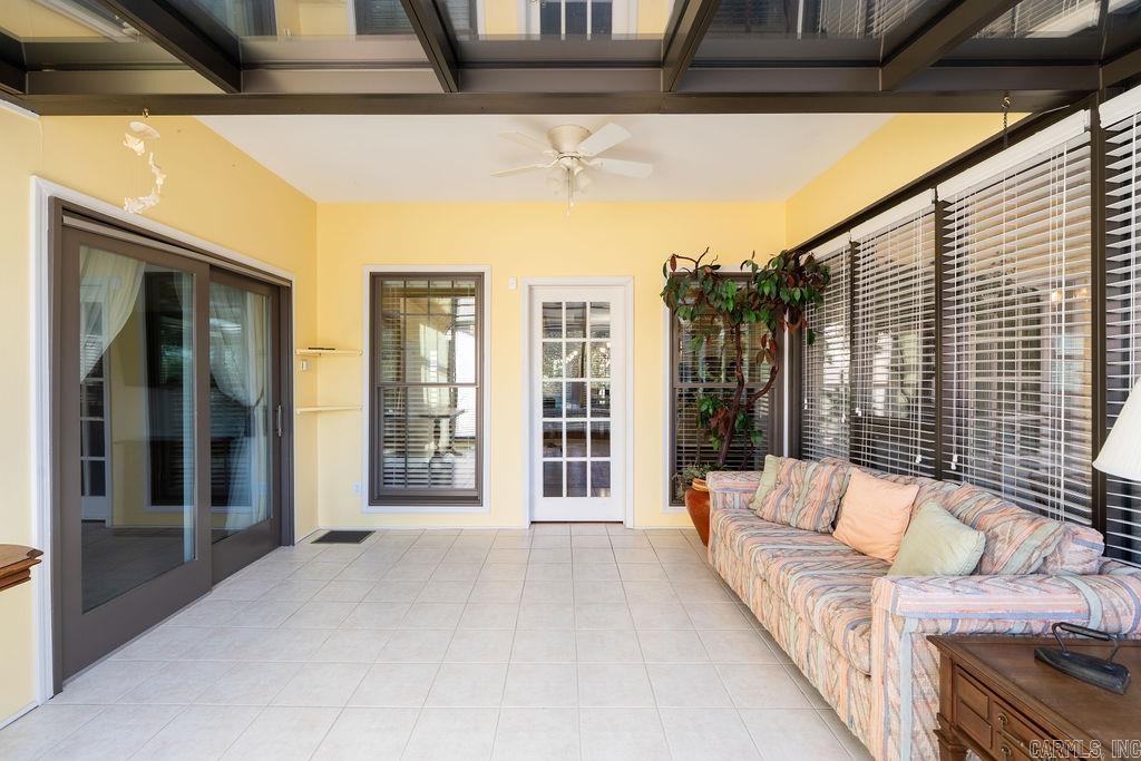 VINEGAR HILL  (H.P.R.) - Residential