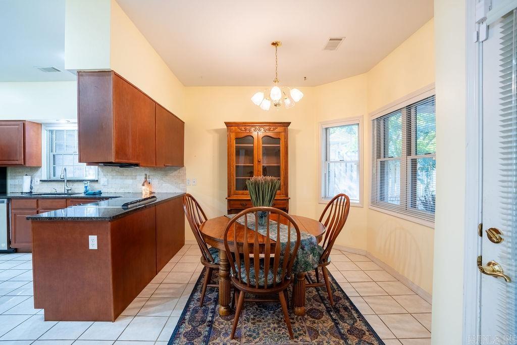 VINEGAR HILL  (H.P.R.) - Residential