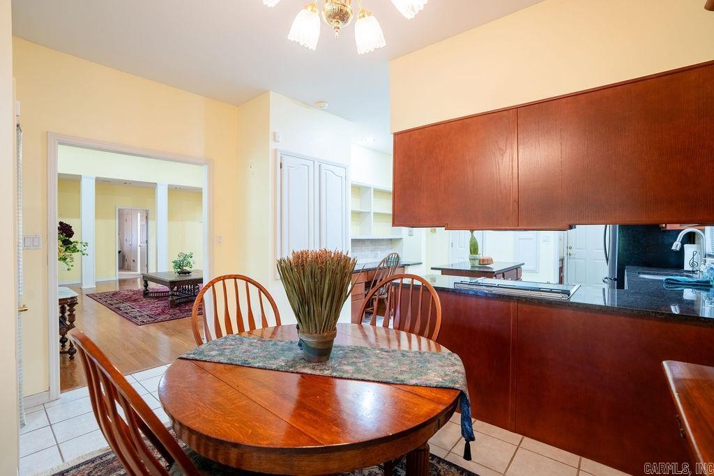 VINEGAR HILL  (H.P.R.) - Residential