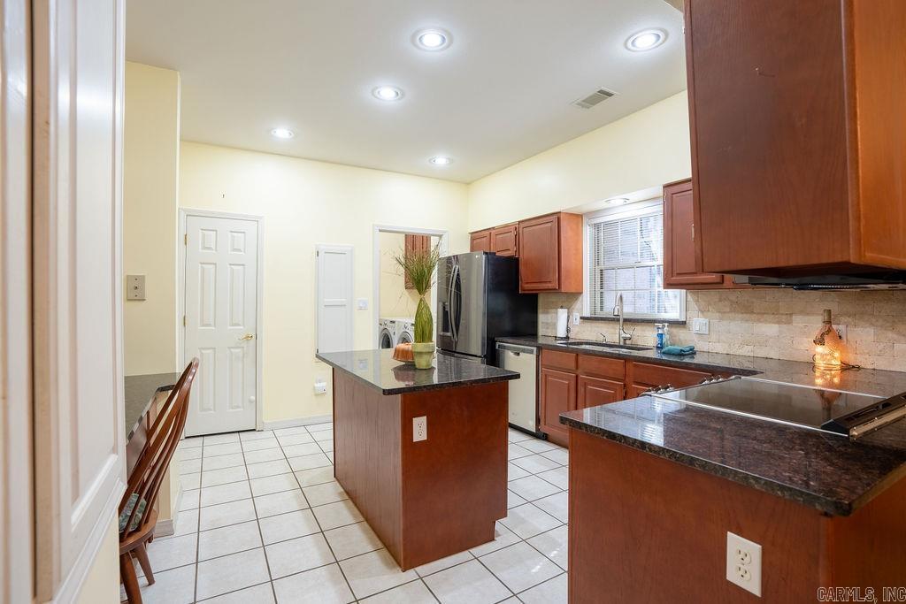 VINEGAR HILL  (H.P.R.) - Residential