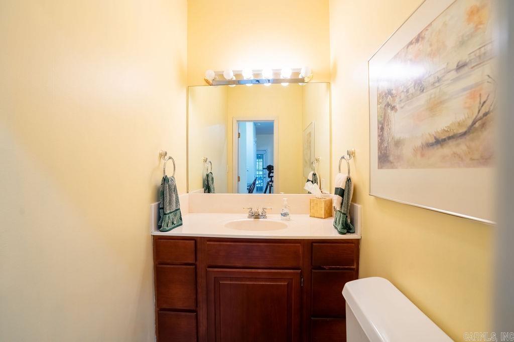 VINEGAR HILL  (H.P.R.) - Residential