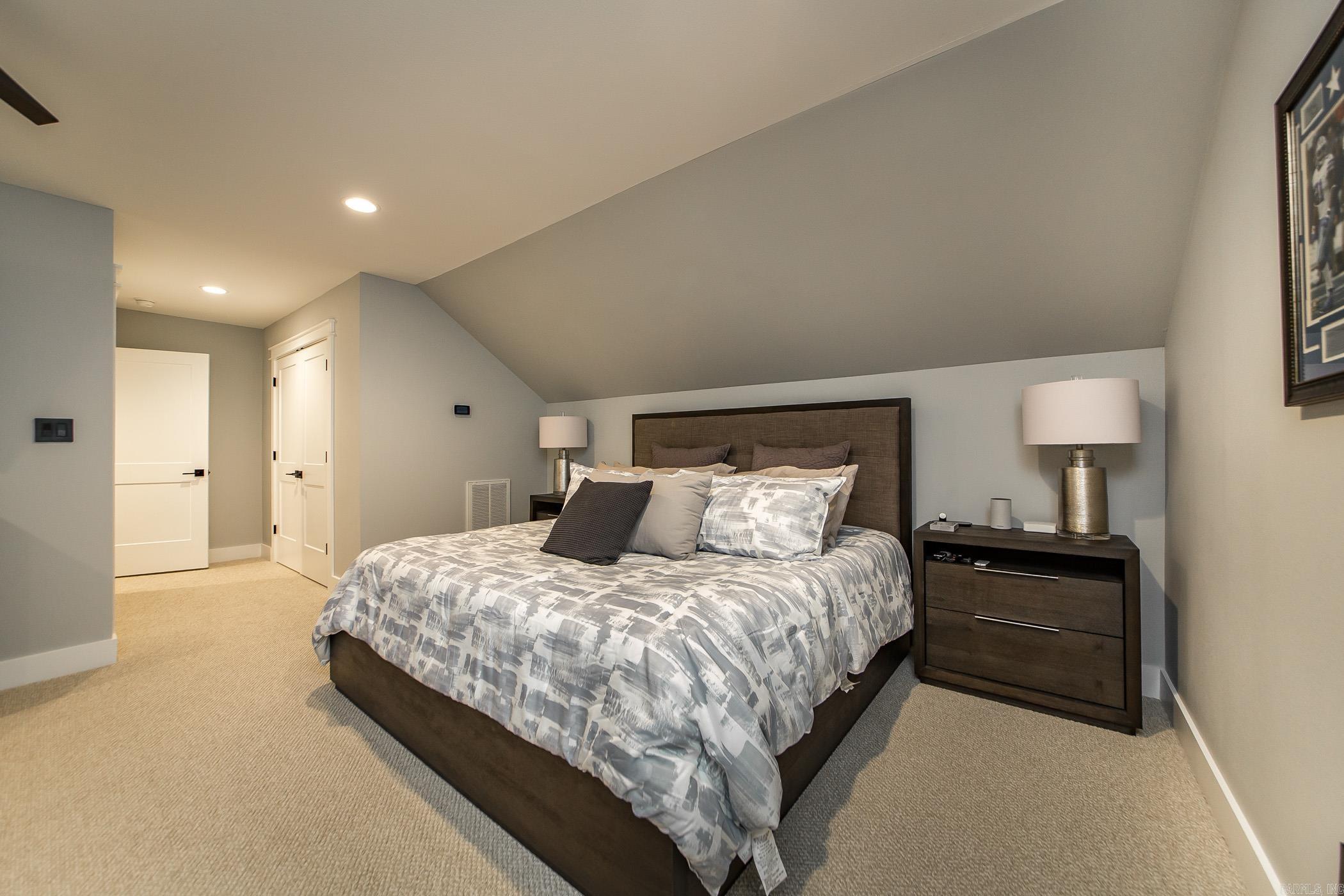 Enchanted Peninsula - Residential