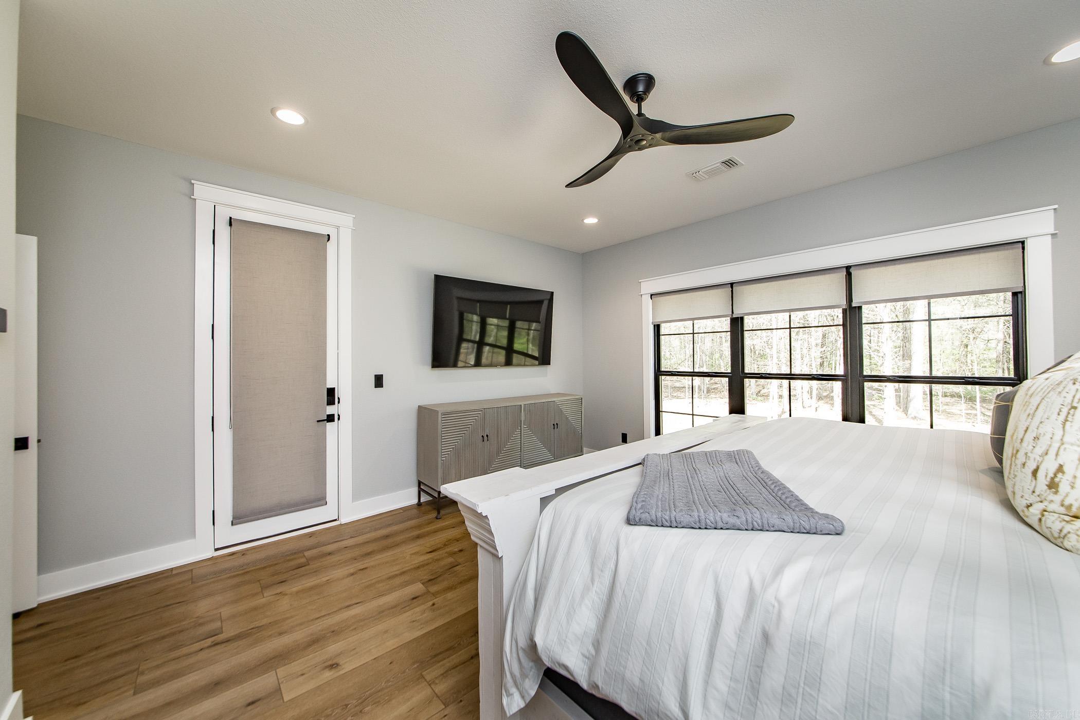 Enchanted Peninsula - Residential