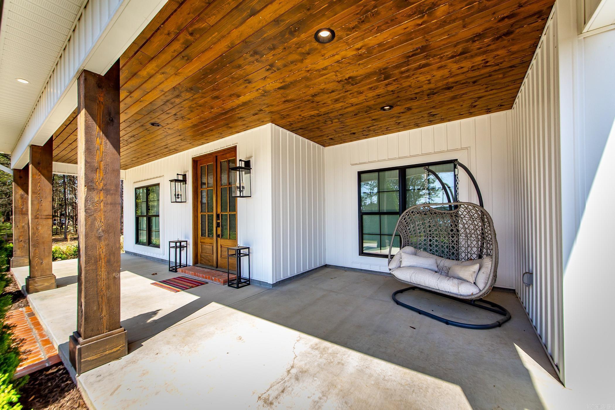 Enchanted Peninsula - Residential