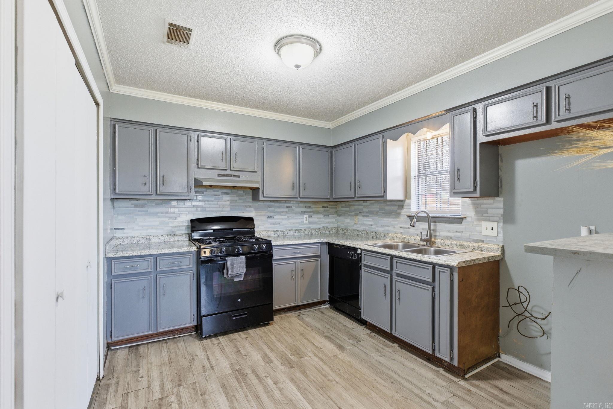 BARROW JOHN - Residential