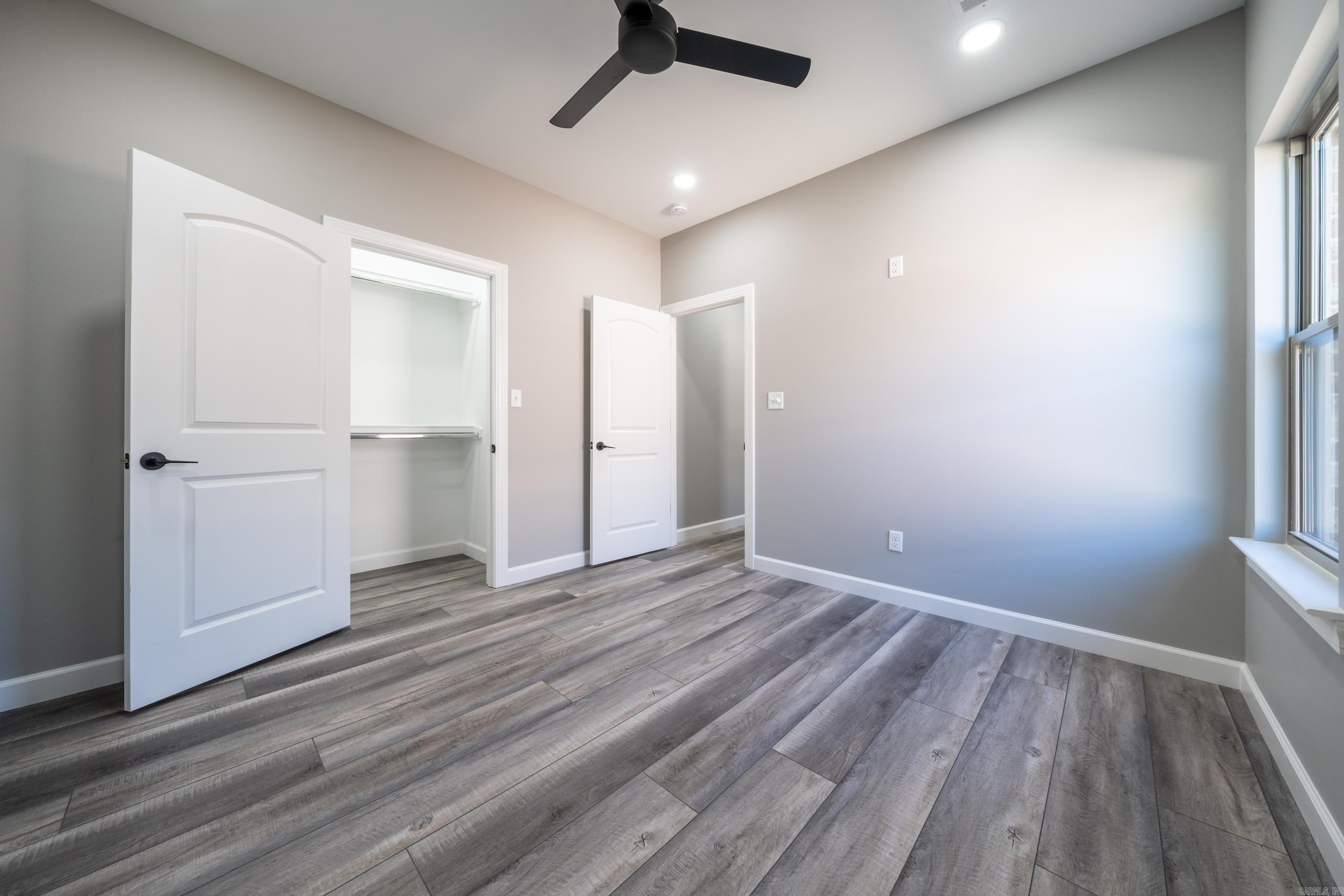 LEGACY POINTE - Residential