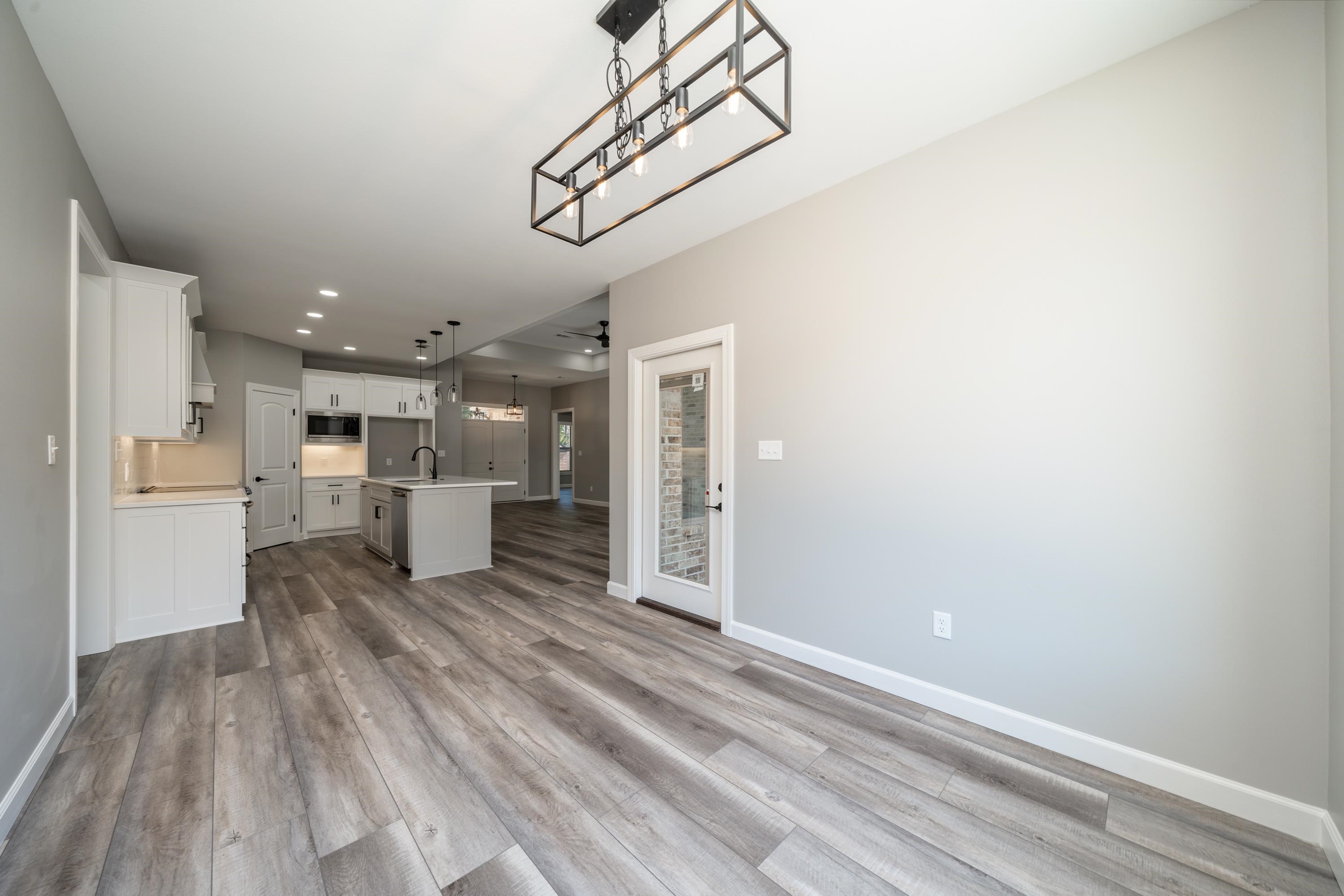 LEGACY POINTE - Residential