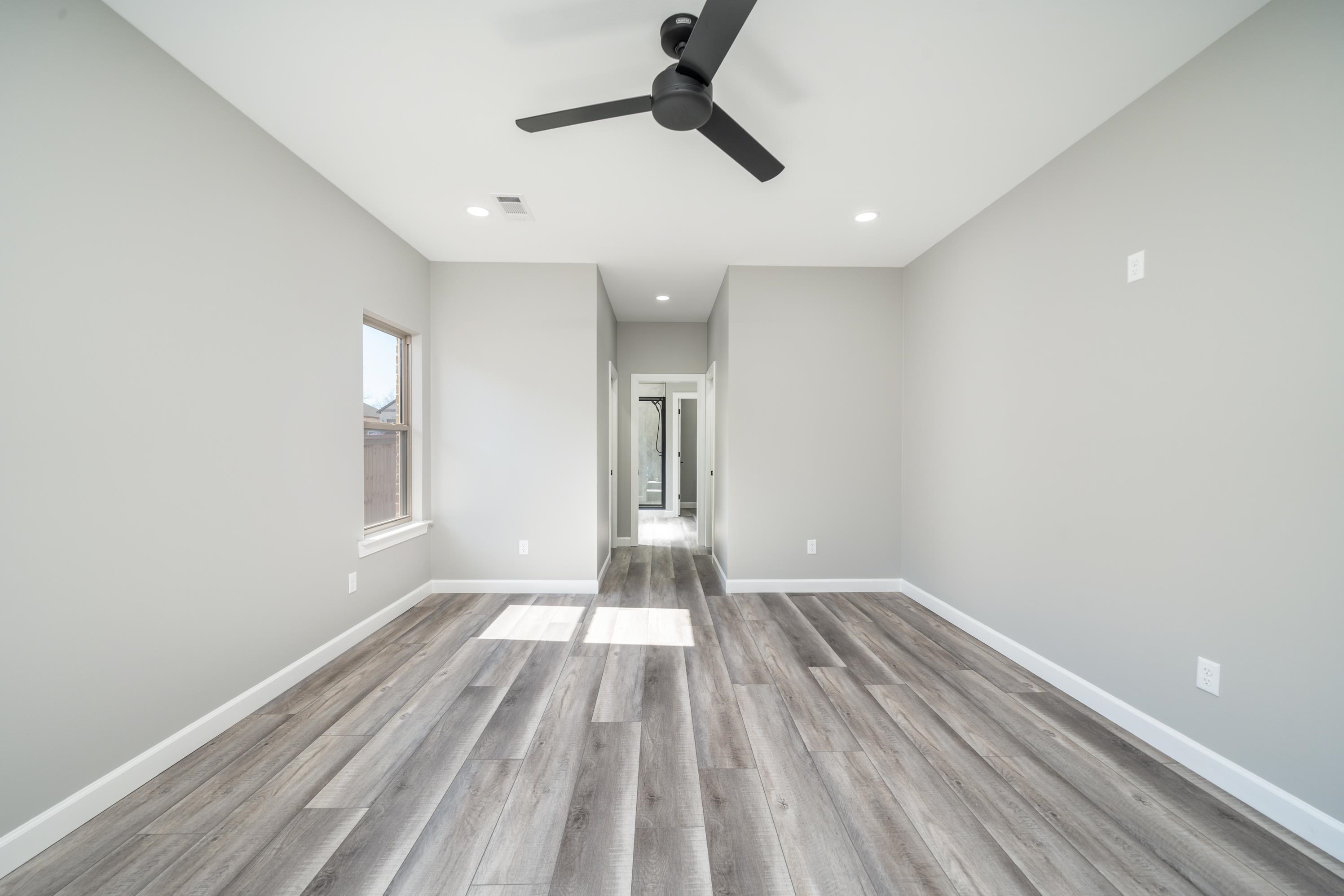 LEGACY POINTE - Residential