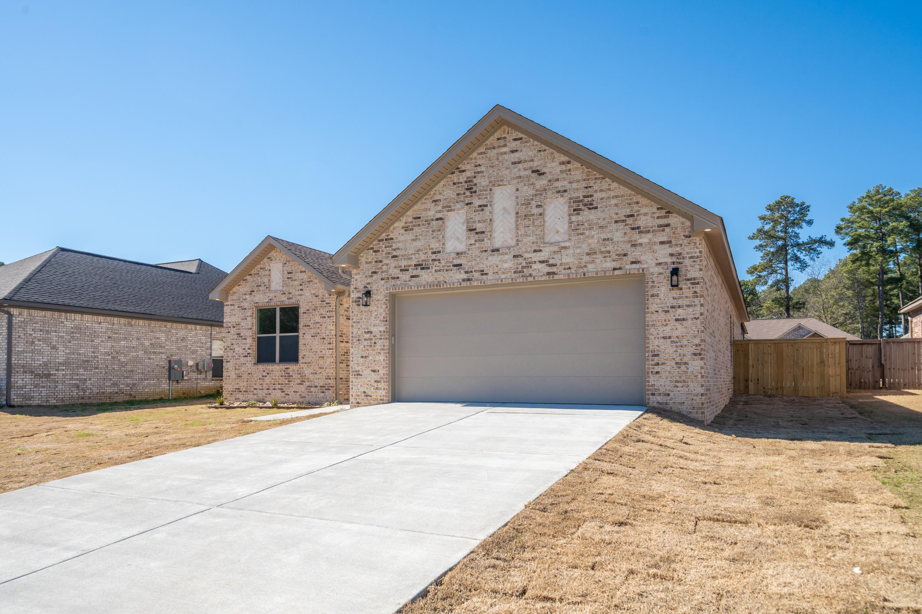 LEGACY POINTE - Residential