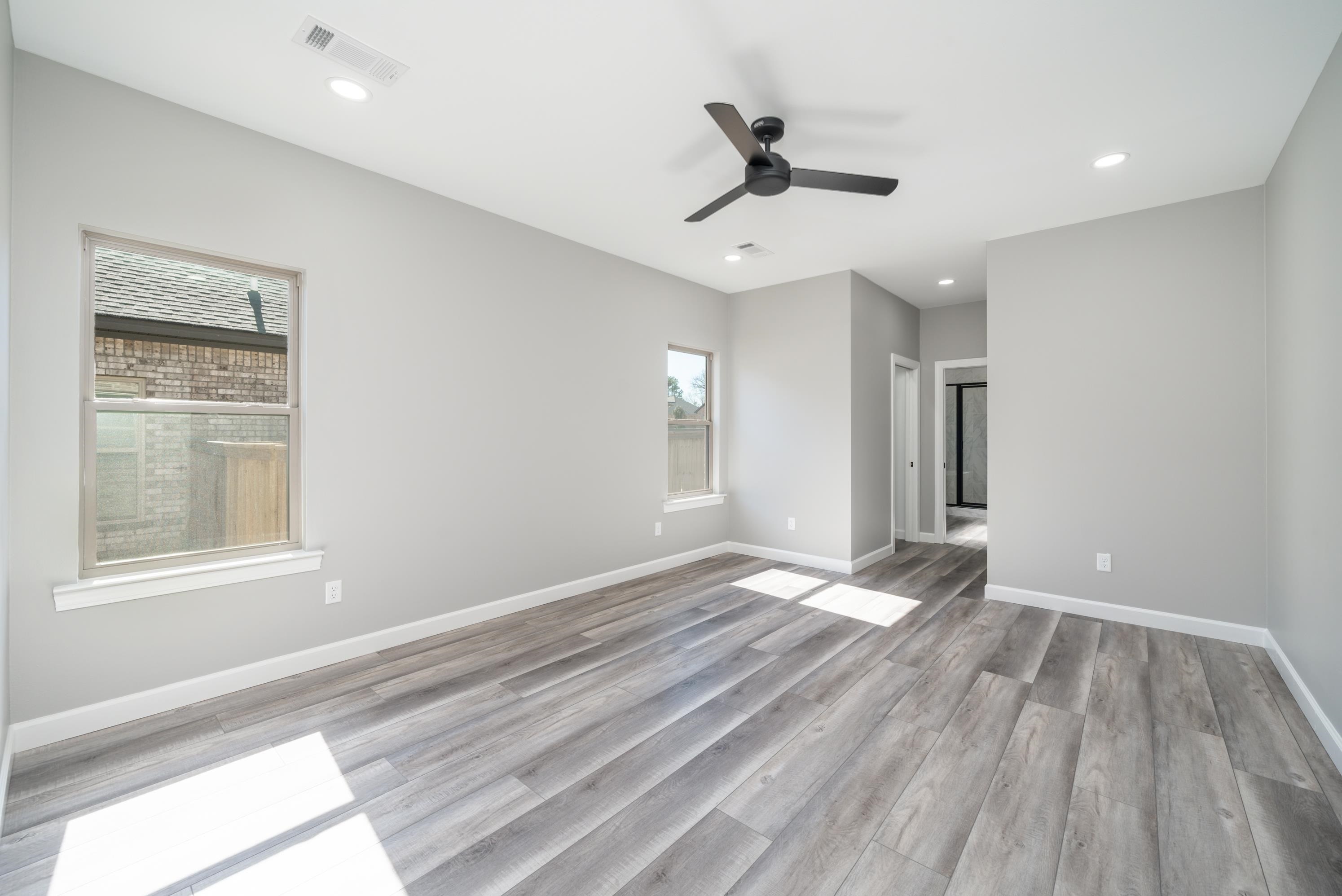 LEGACY POINTE - Residential