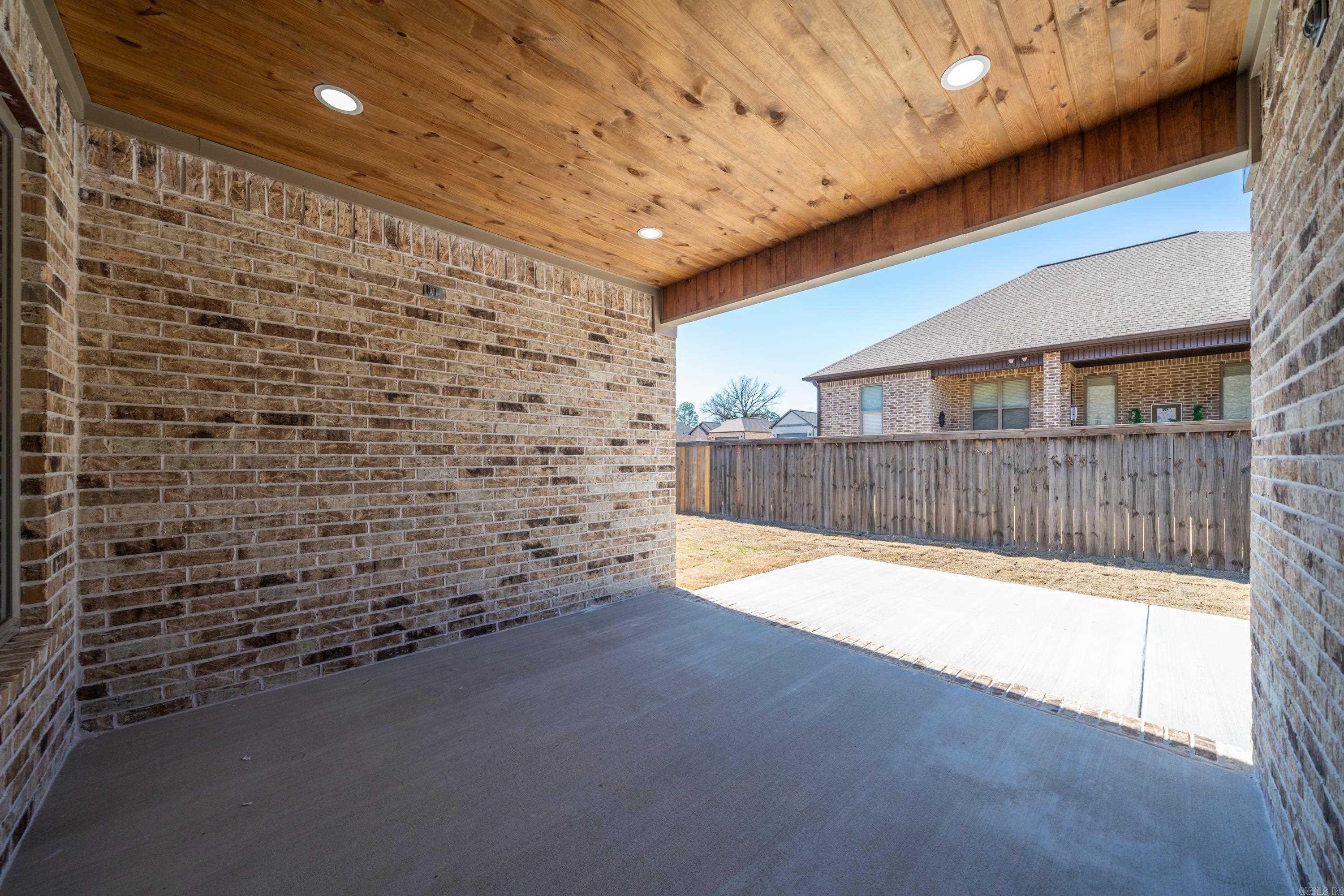 LEGACY POINTE - Residential