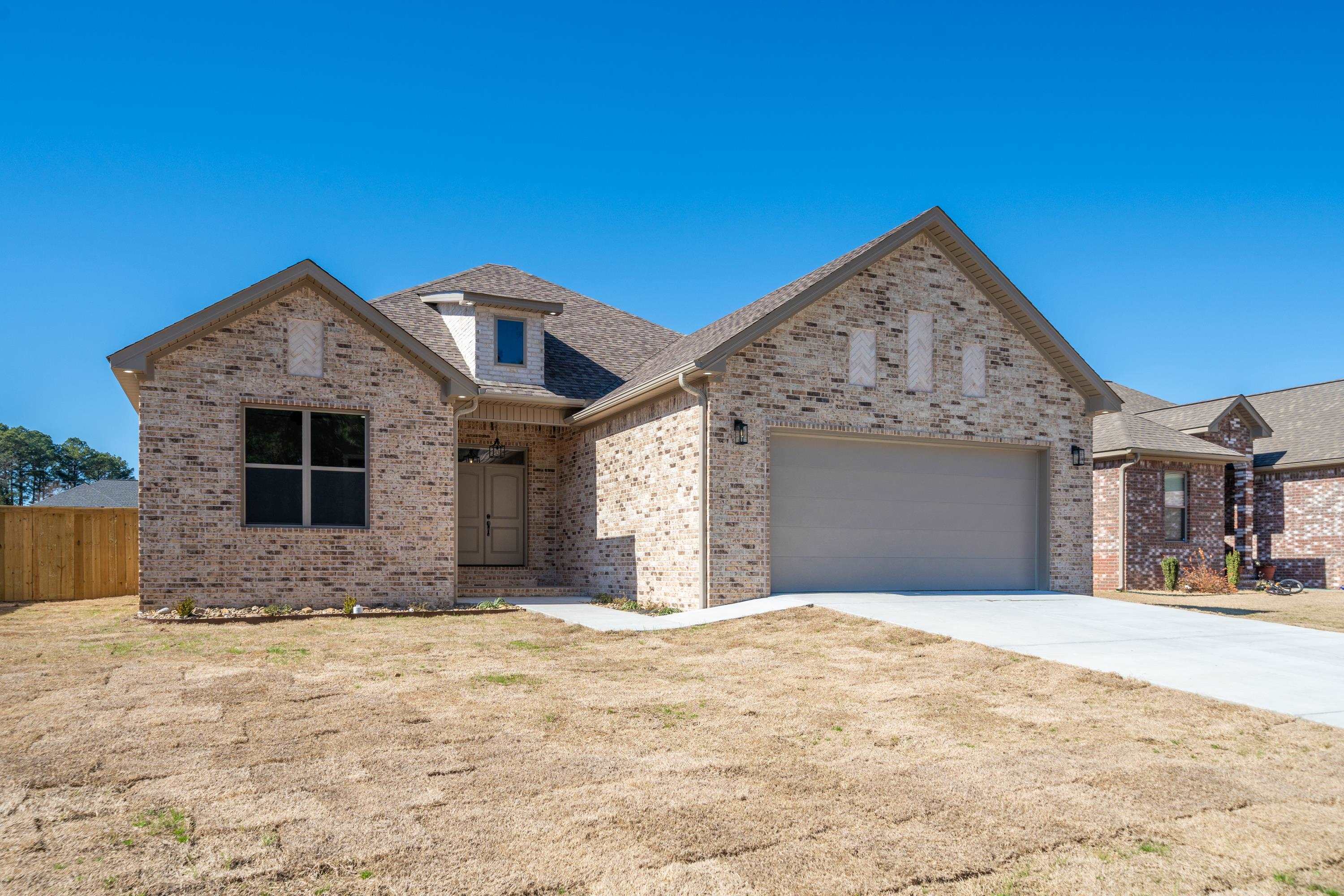 LEGACY POINTE - Residential