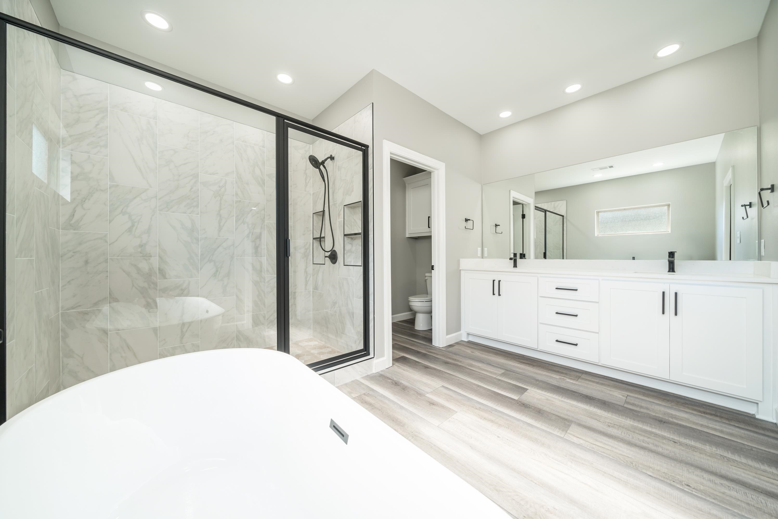 LEGACY POINTE - Residential