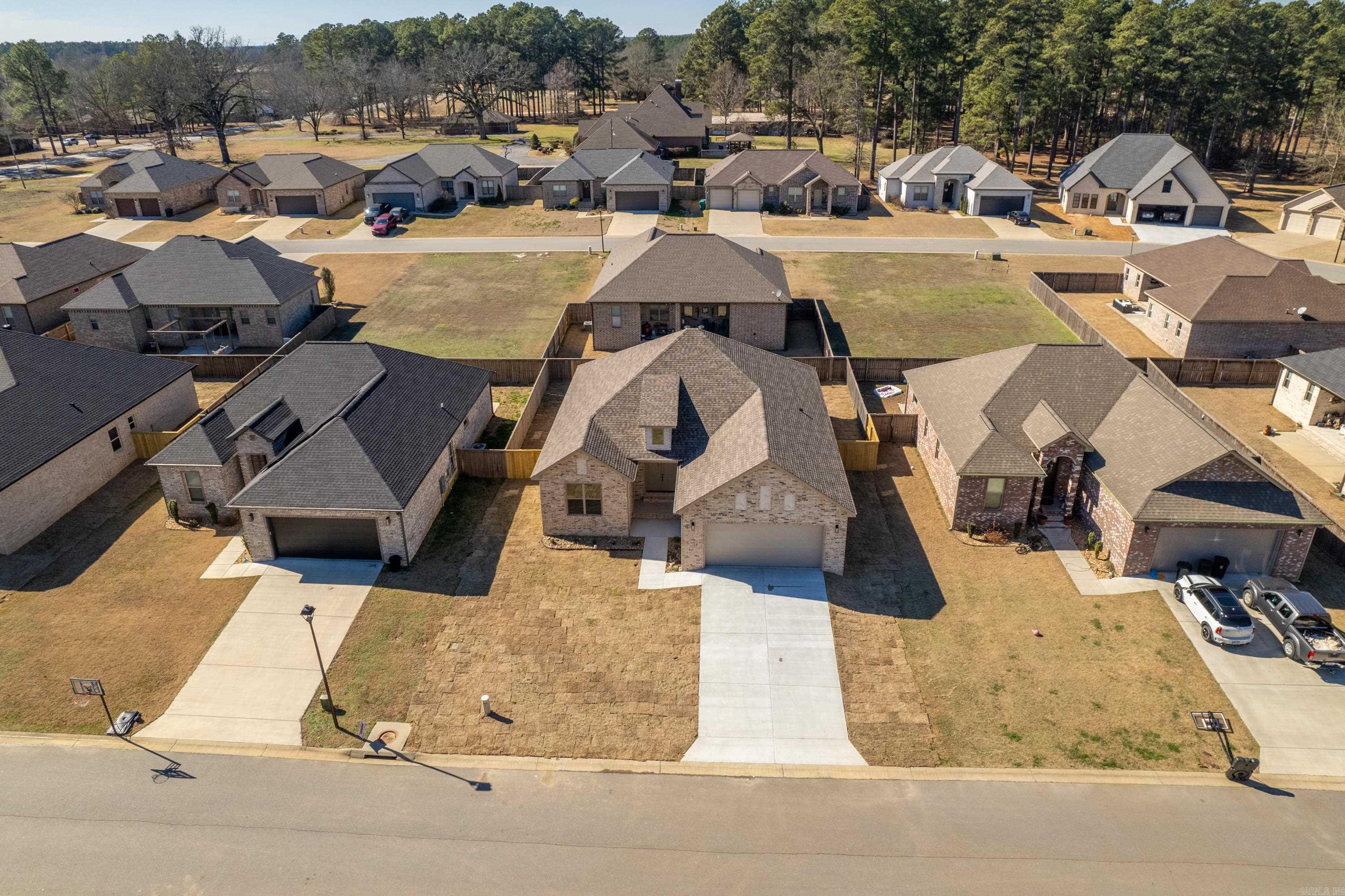 LEGACY POINTE - Residential