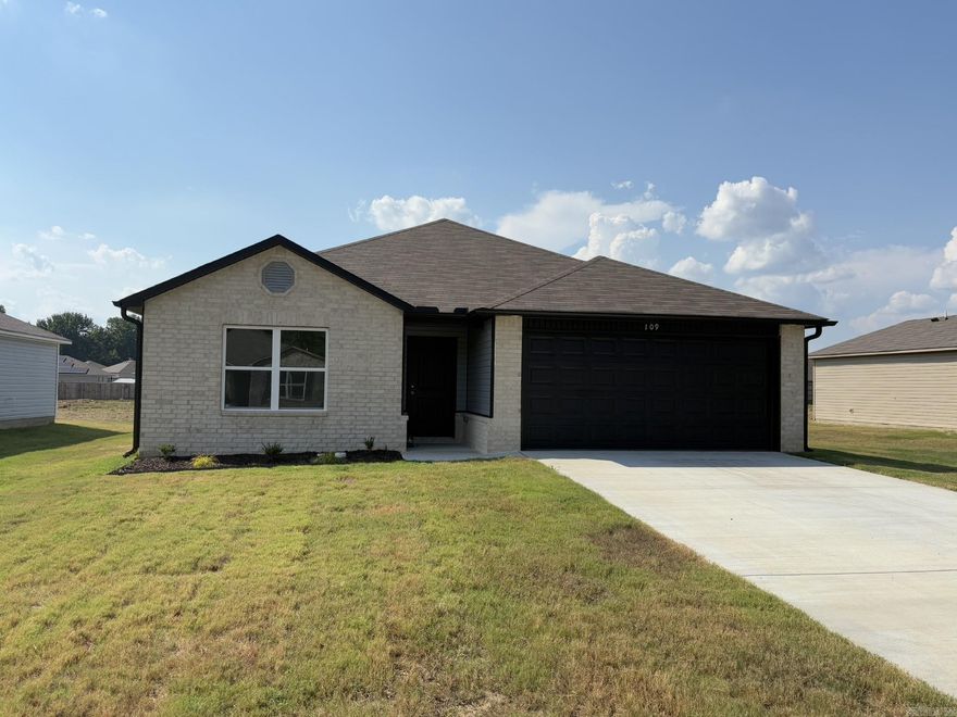 The Foster II plan is a charming and inviting home design that exudes curb appeal with its front porch and well-maintained front yard landscaping, creating an inviting atmosphere right from the curb. This open-concept home provides a spacious living experience with 3 bedrooms and 2 bathrooms, ensuring ample room for comfort and privacy. The kitchen is a standout feature of the home, boasting a complete set of energy-efficient appliances that cater to modern needs and preferences. Whether you're cooking daily meals or hosting gatherings, the Foster II plan offers functionality and style. Explore more about this delightful home today to see how it can meet your lifestyle preferences and needs!   **SEE SHOWING REMARKS & AGENT REMARKS FOR IMPORTANT INFORMATION**