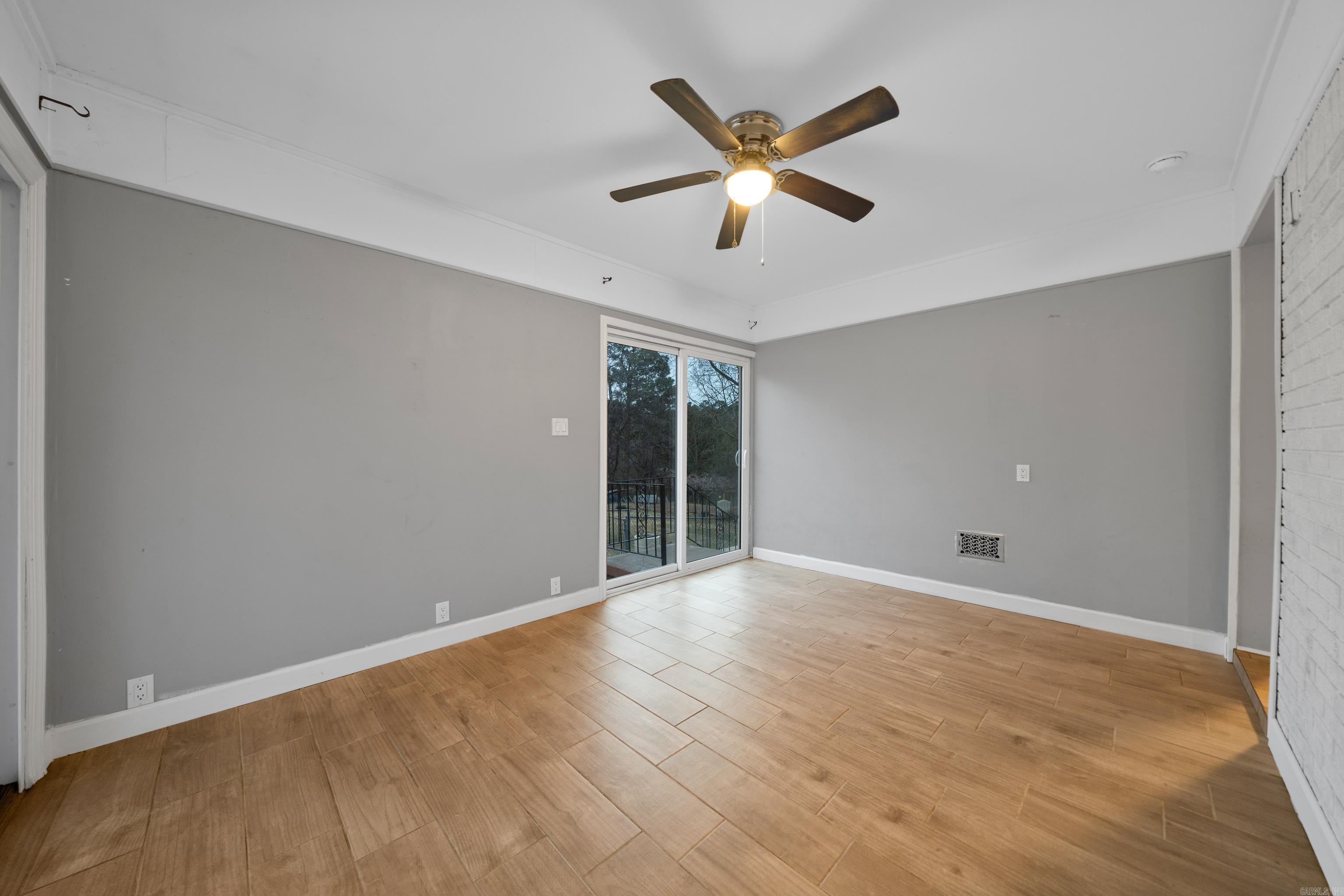 WHITFIELD - Residential