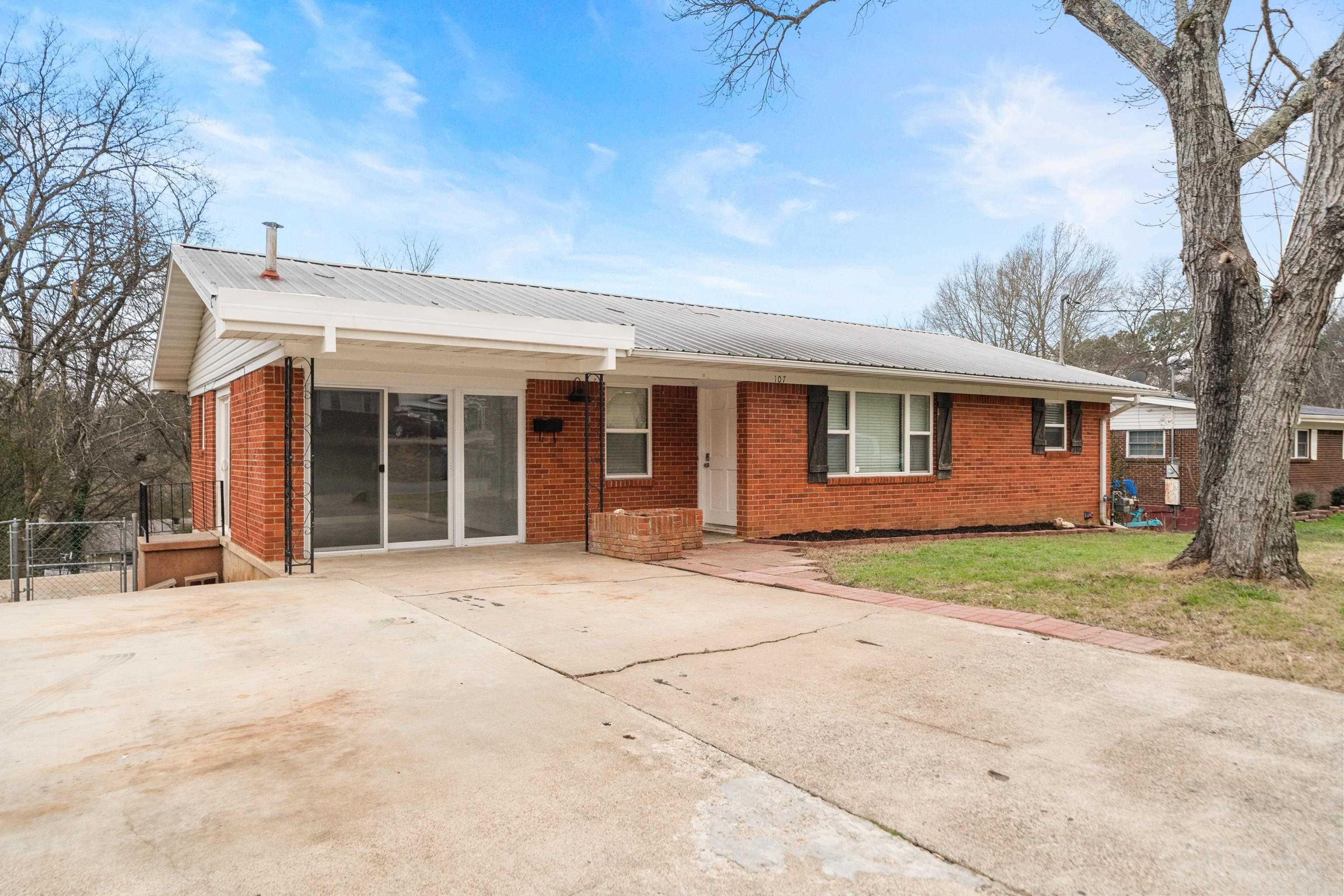 WHITFIELD - Residential