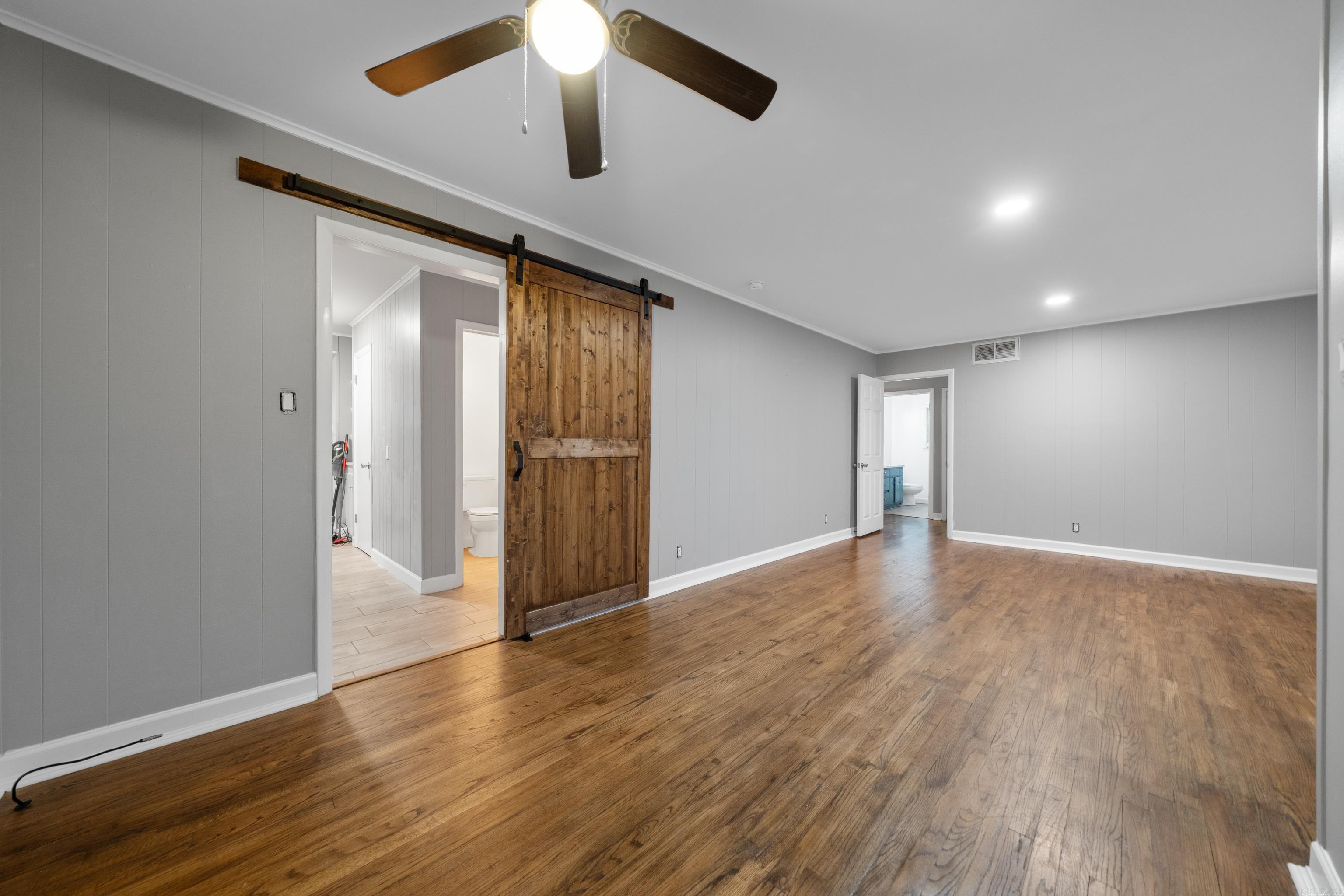 WHITFIELD - Residential