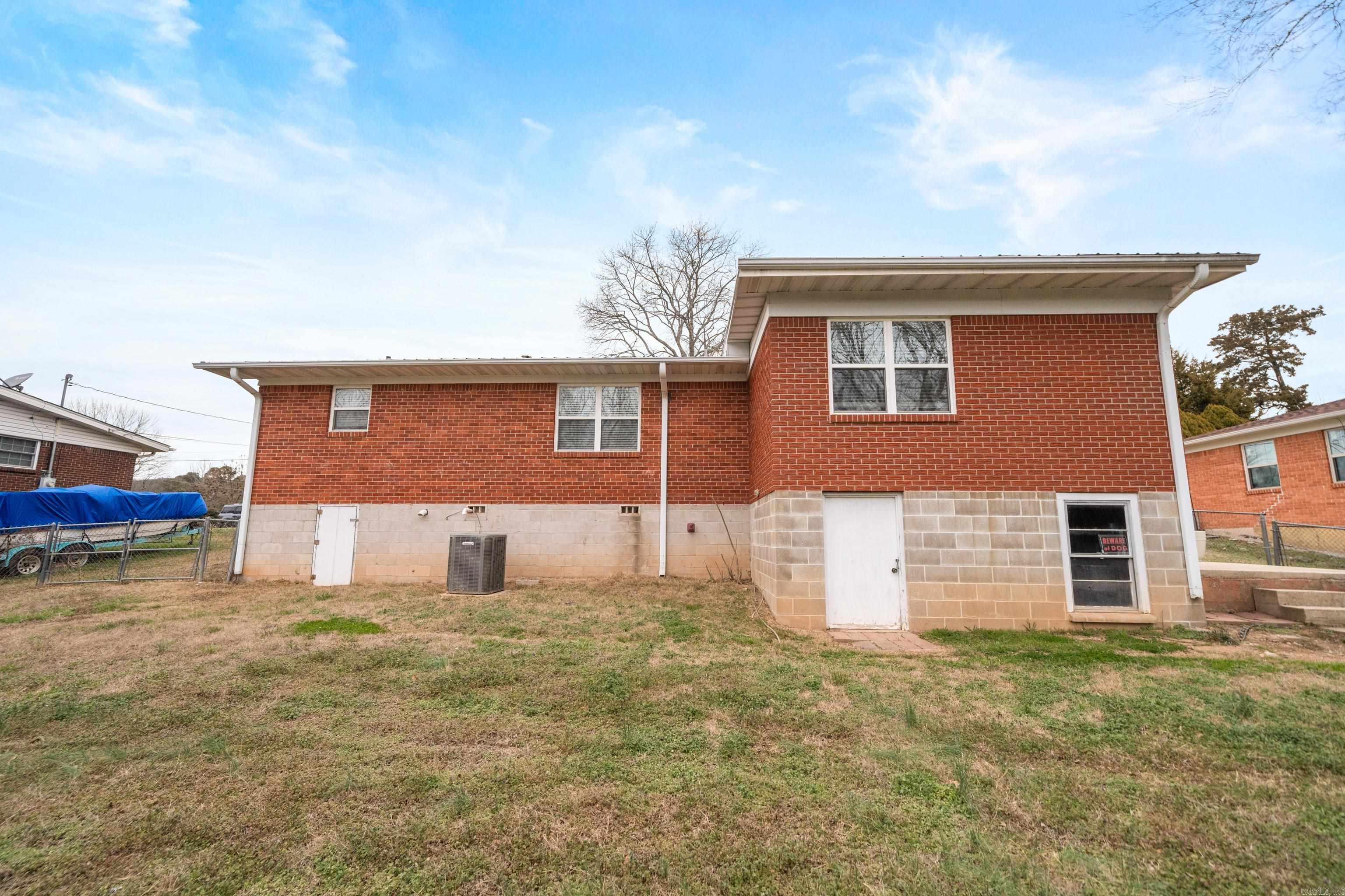 WHITFIELD - Residential