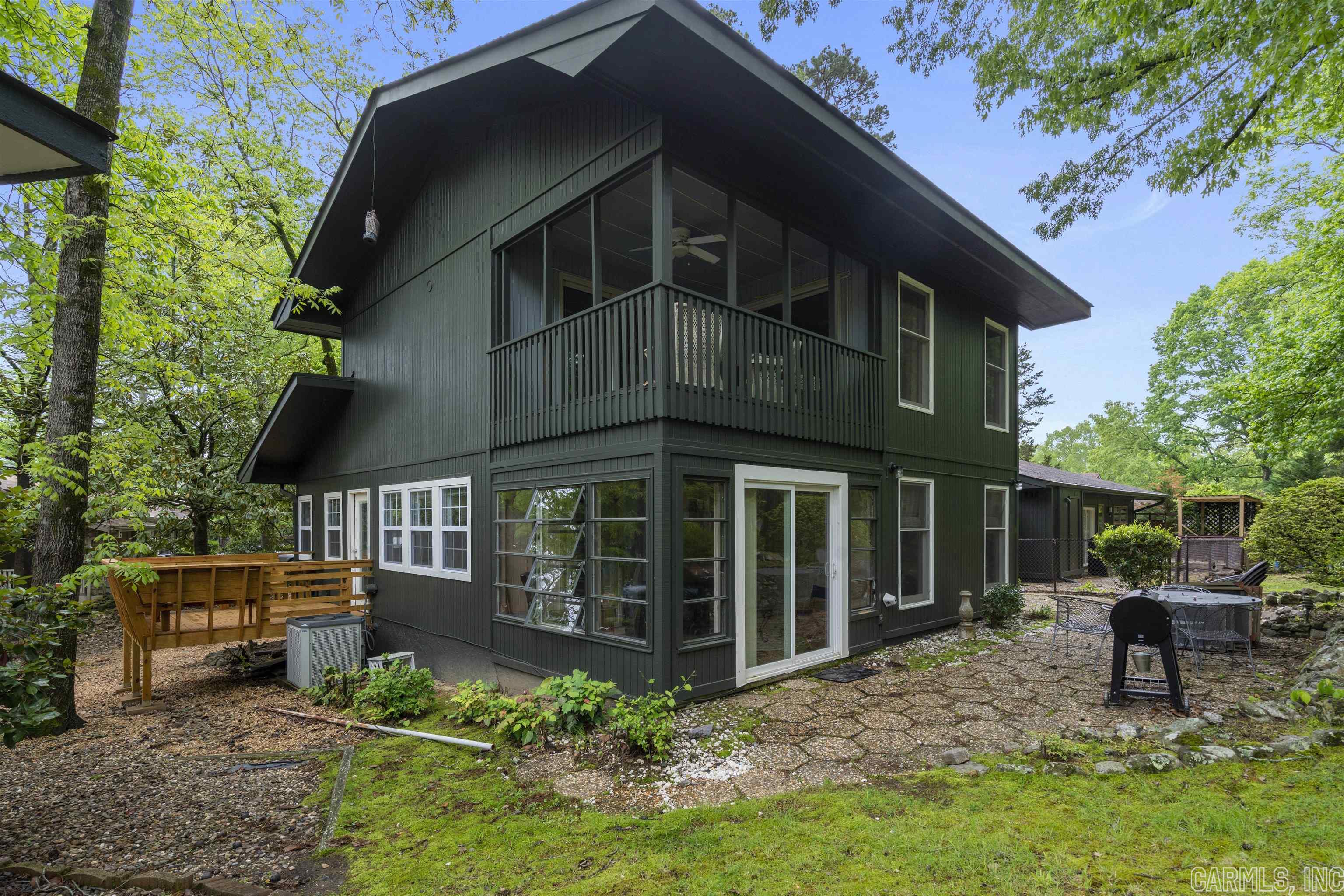 Madrid Courts - Residential