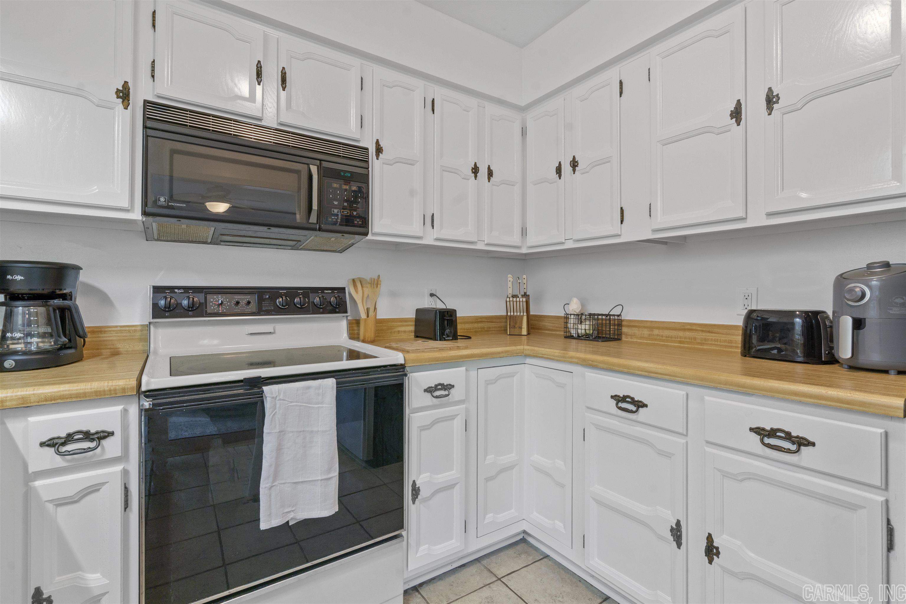 Madrid Courts - Residential