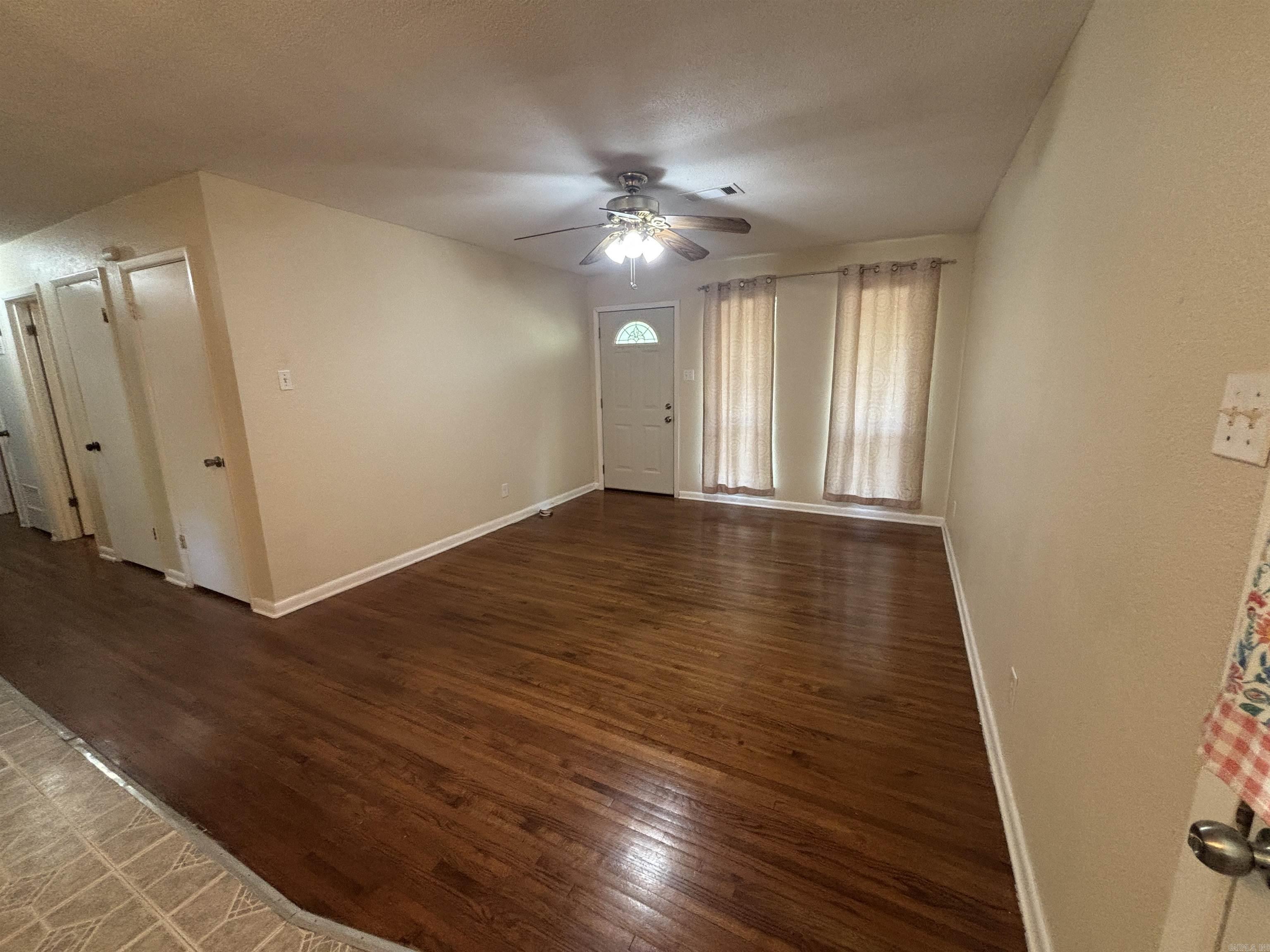 JAXON TERRACE - Residential