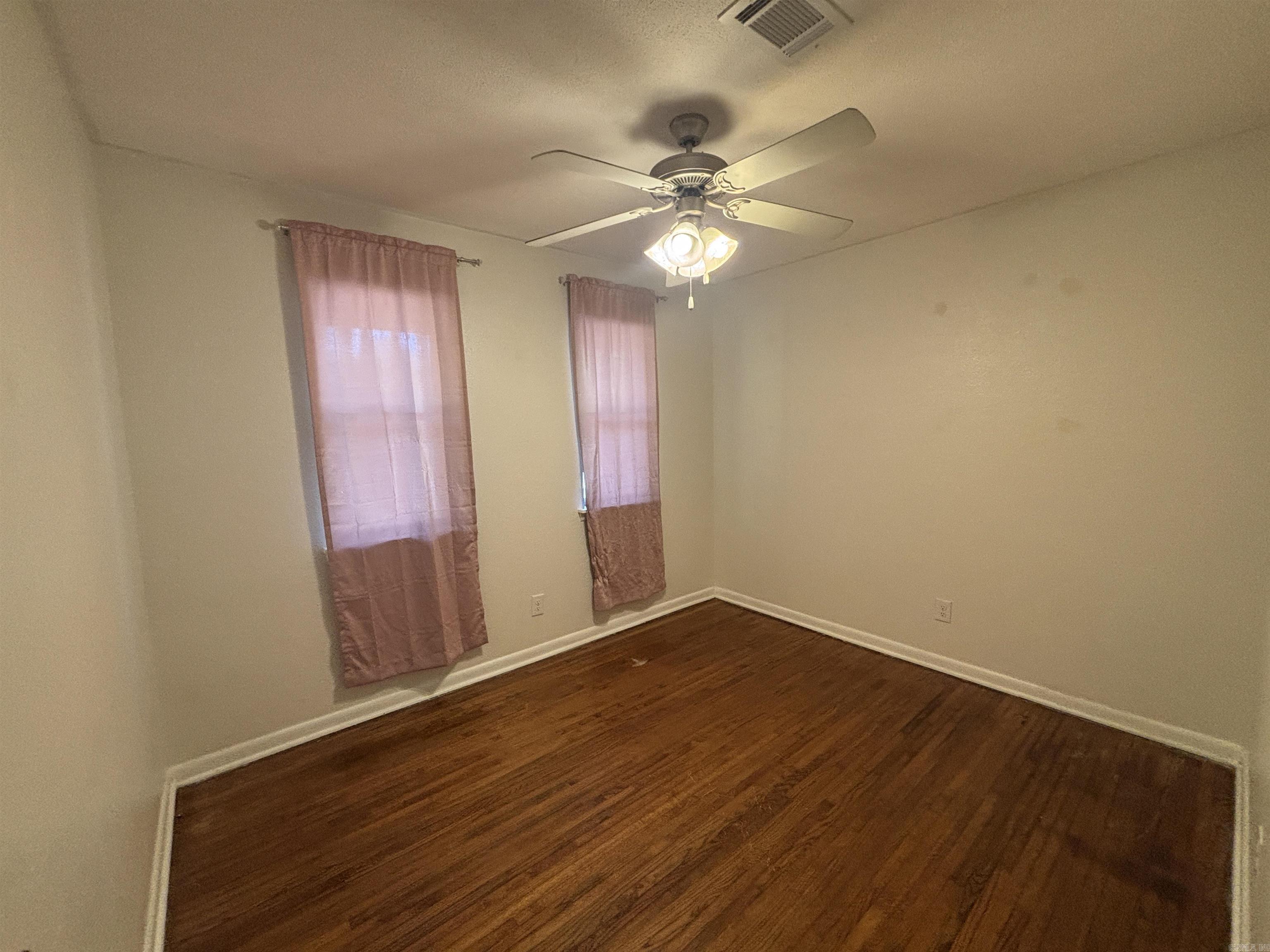 JAXON TERRACE - Residential